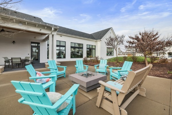 885 Rockwell Dr