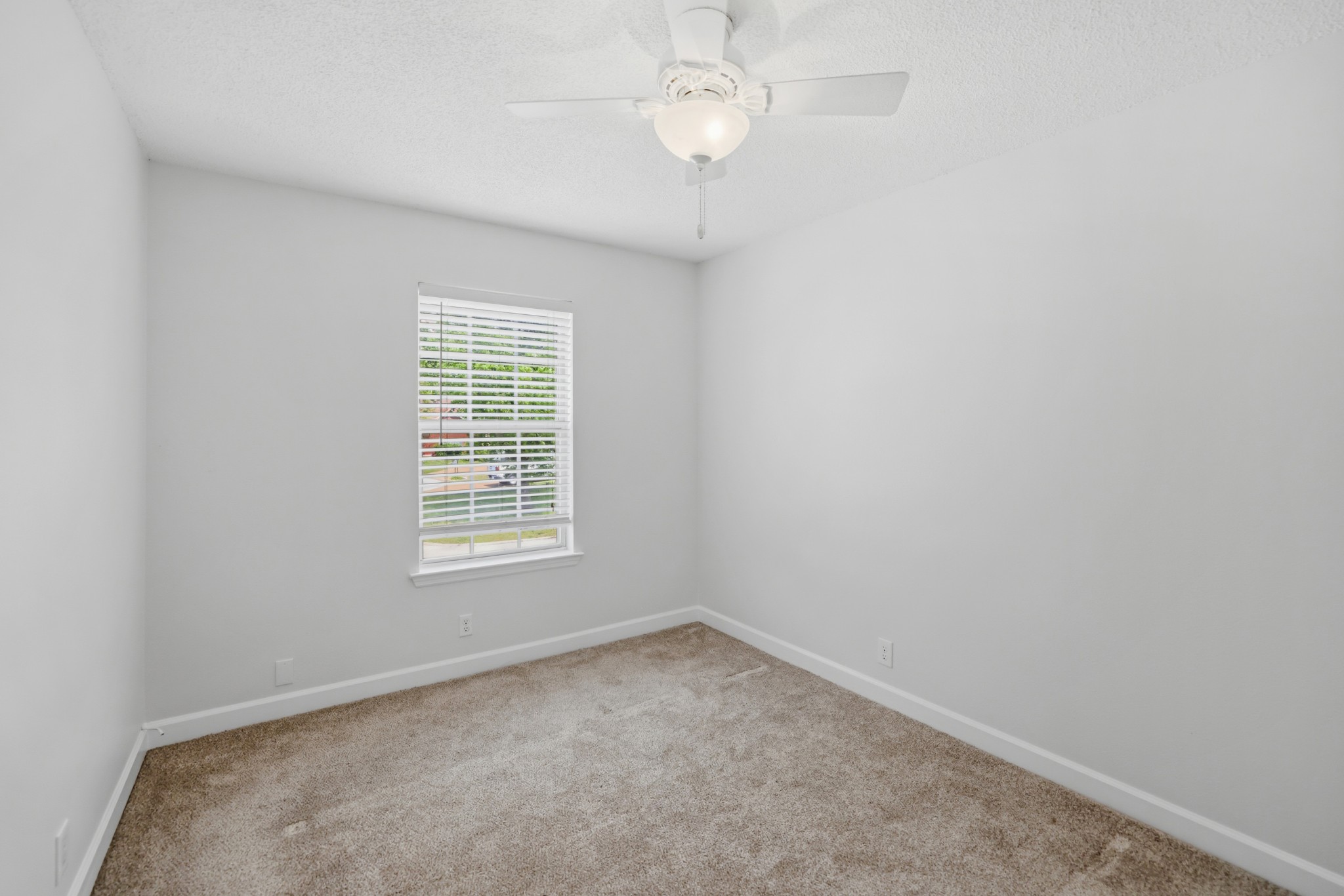 785 Jaywood Dr