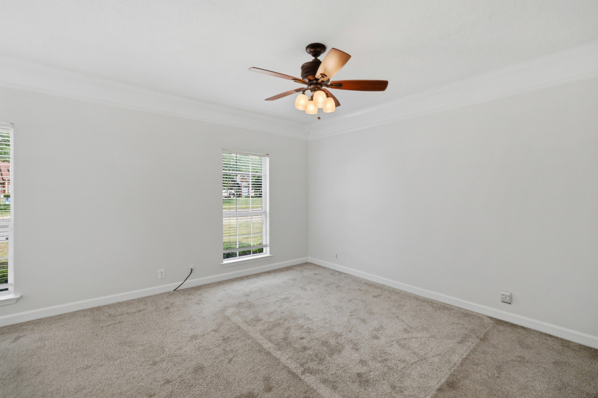 785 Jaywood Dr