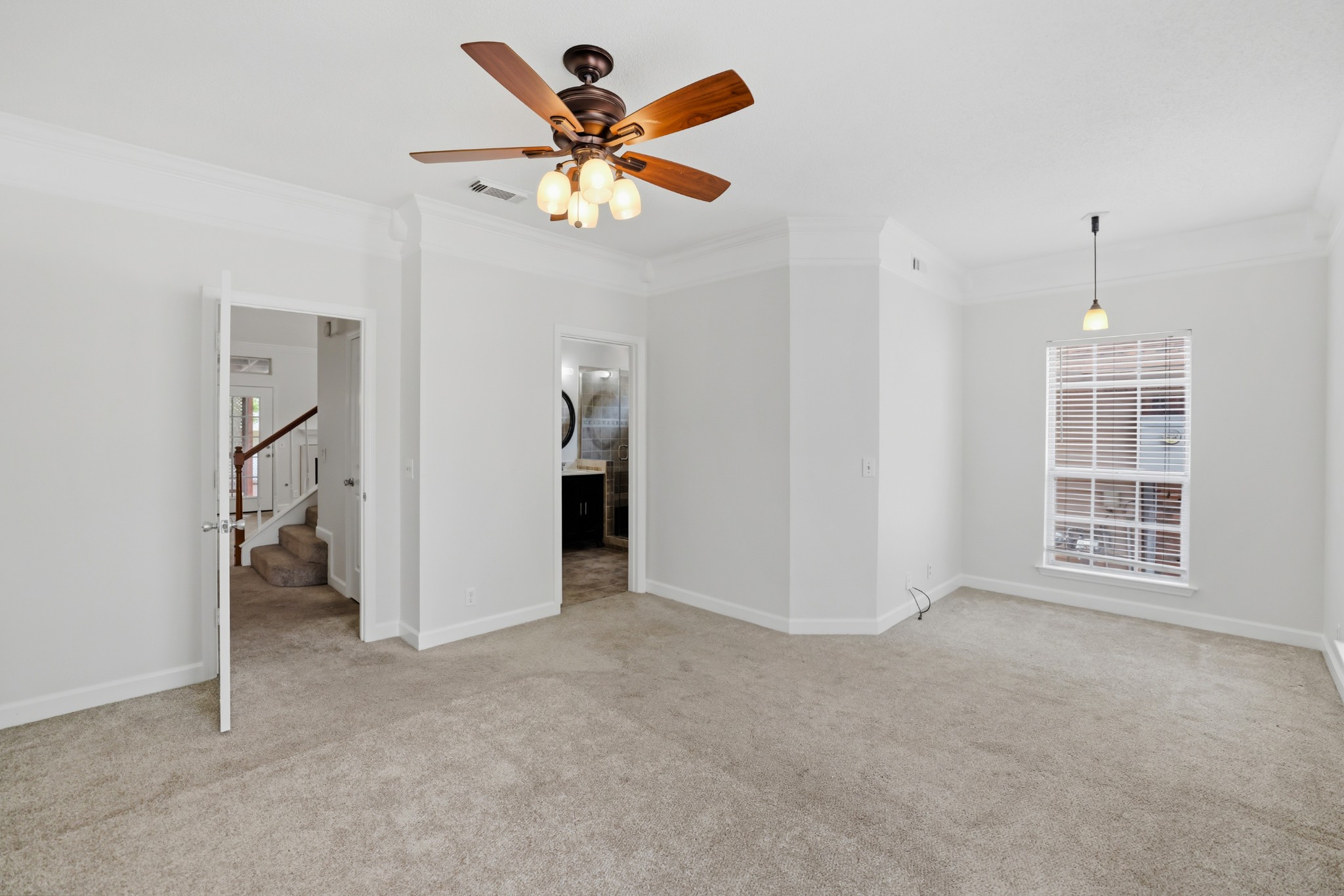 785 Jaywood Dr