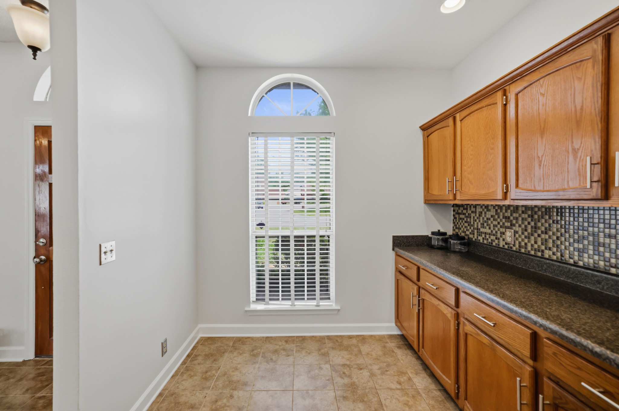 785 Jaywood Dr