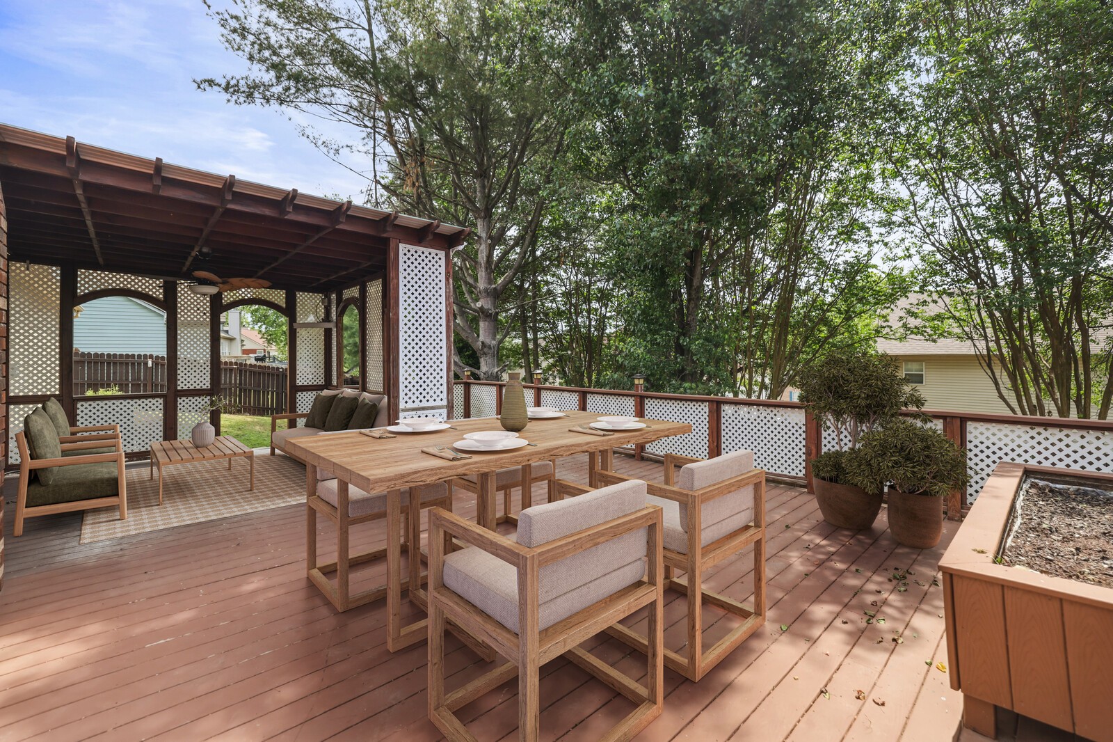 785 Jaywood Dr
