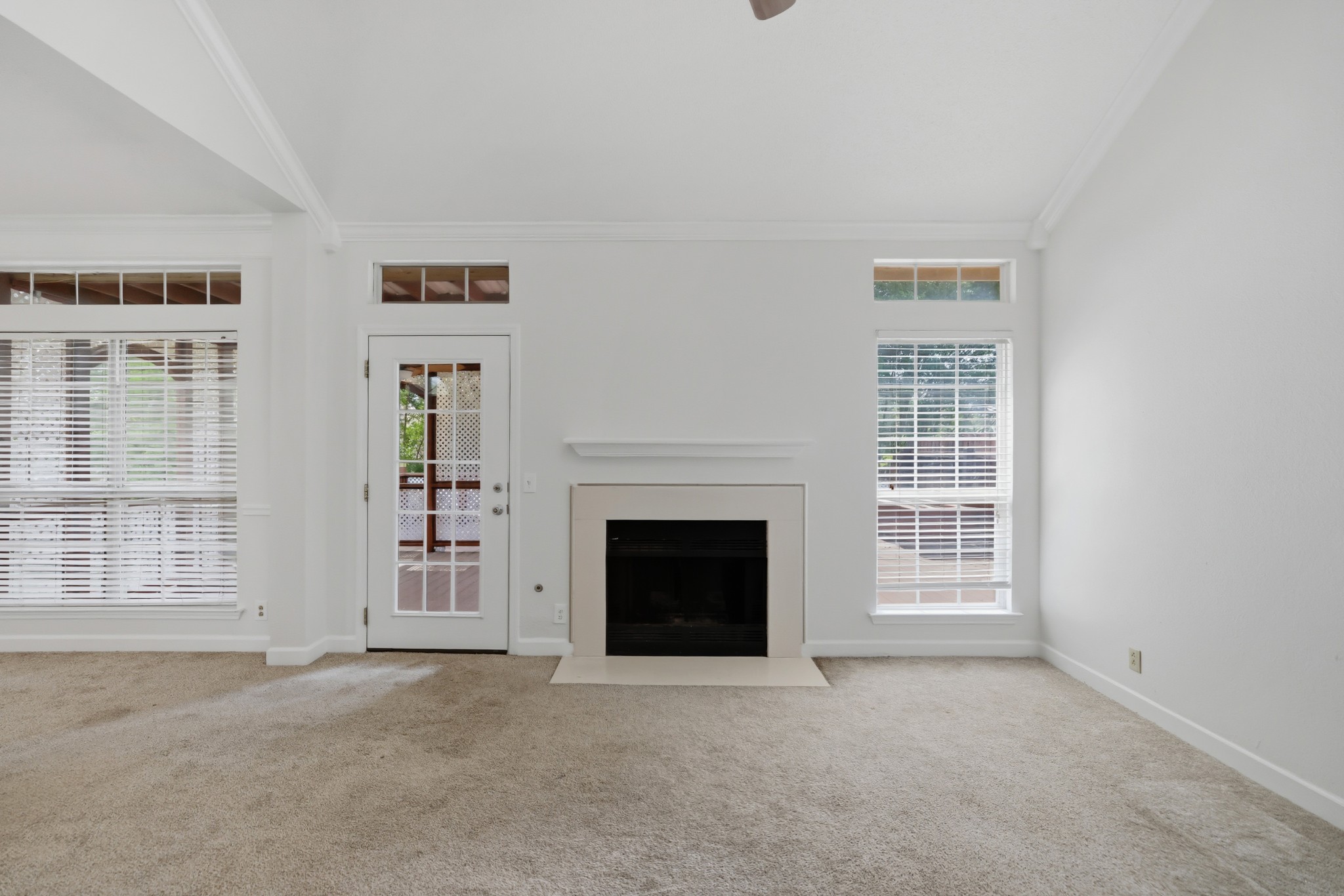 785 Jaywood Dr