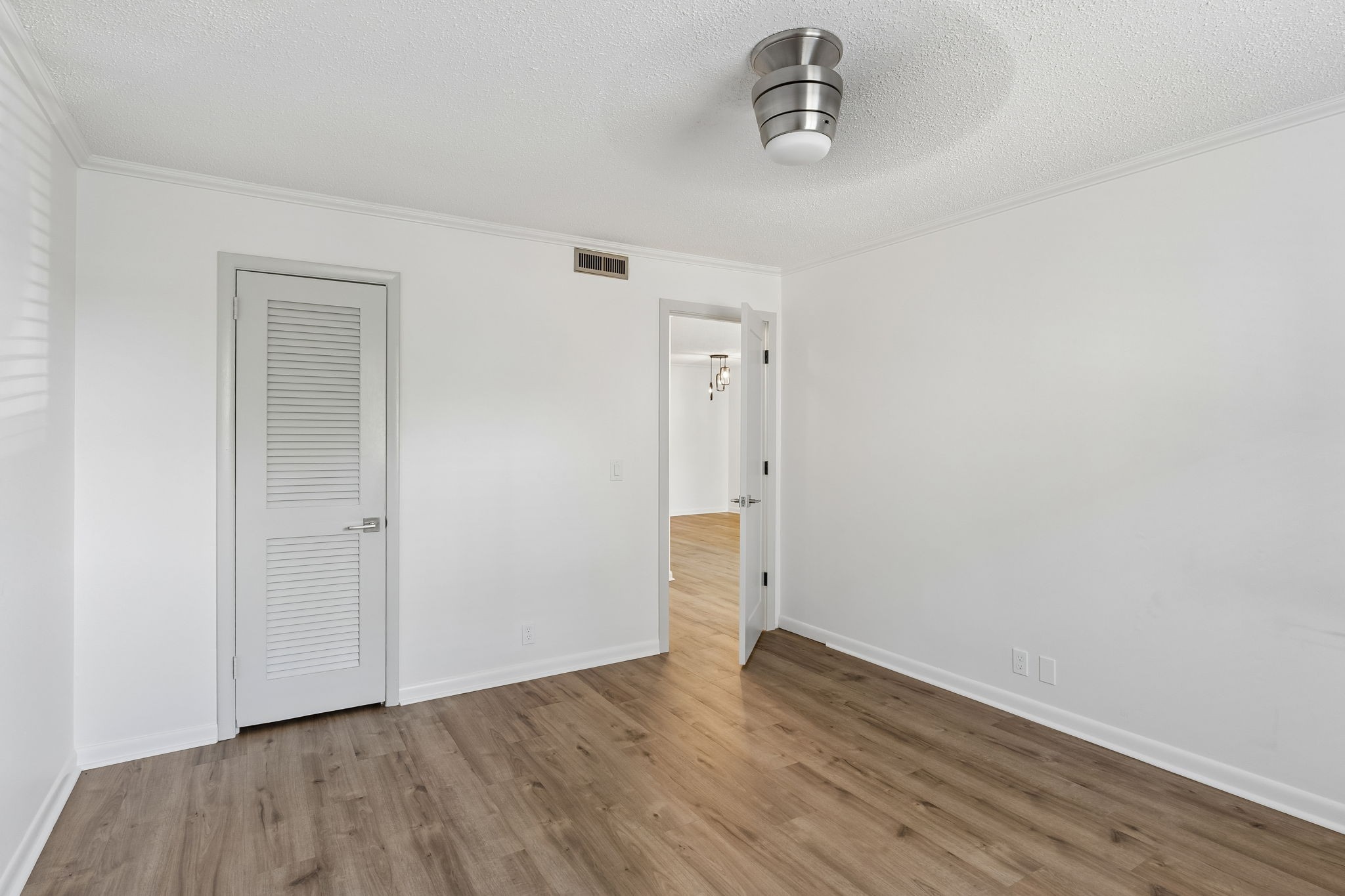 6680 Charlotte Pike Unit: C1