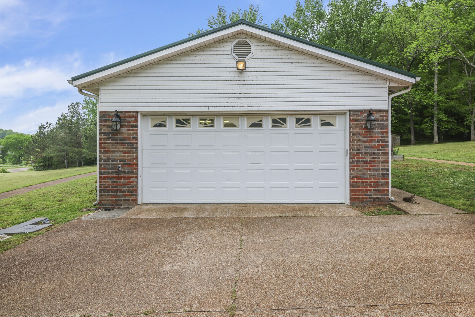 6268 Highway 100, W