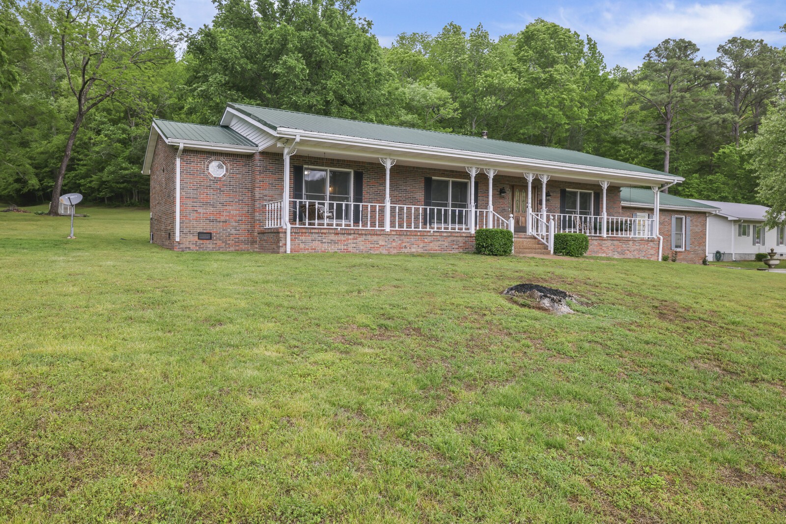 6268 Highway 100, W