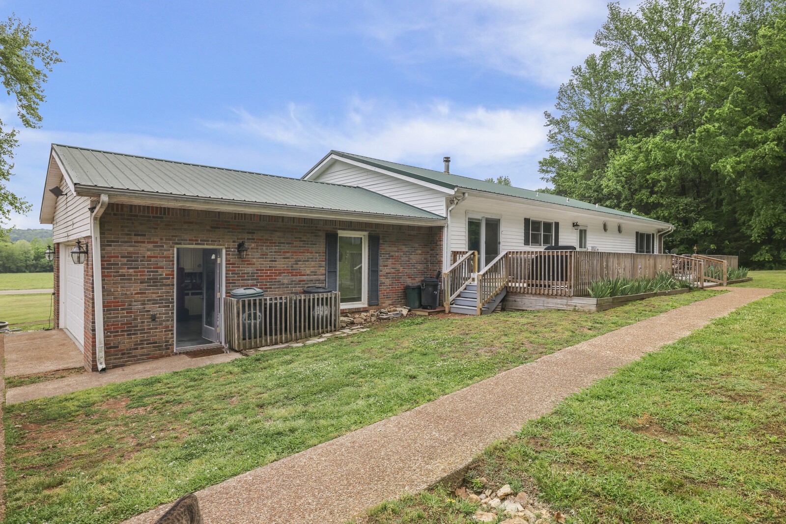 6268 Highway 100, W