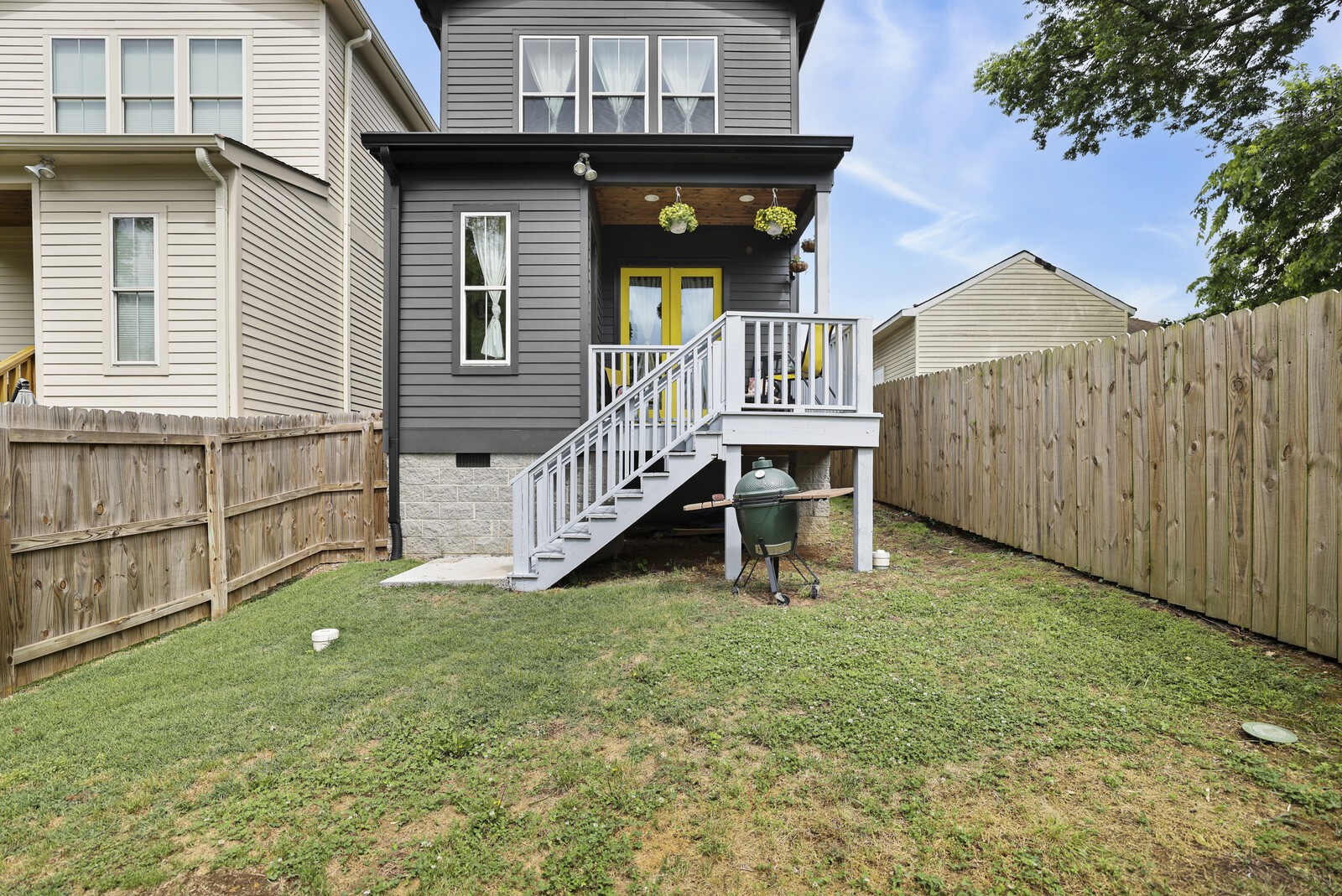 2421 14th Ave, N