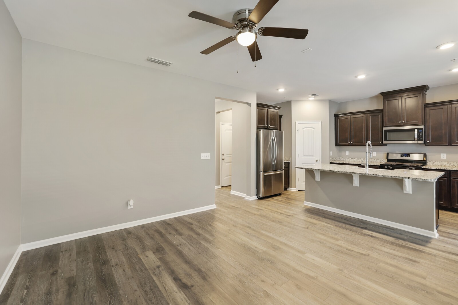 742 Tennypark Ln