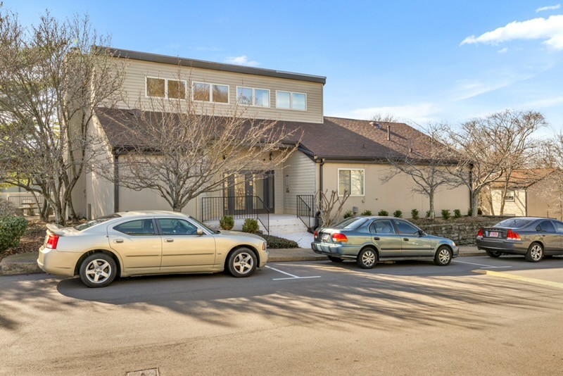 432 Summit Ridge Pl