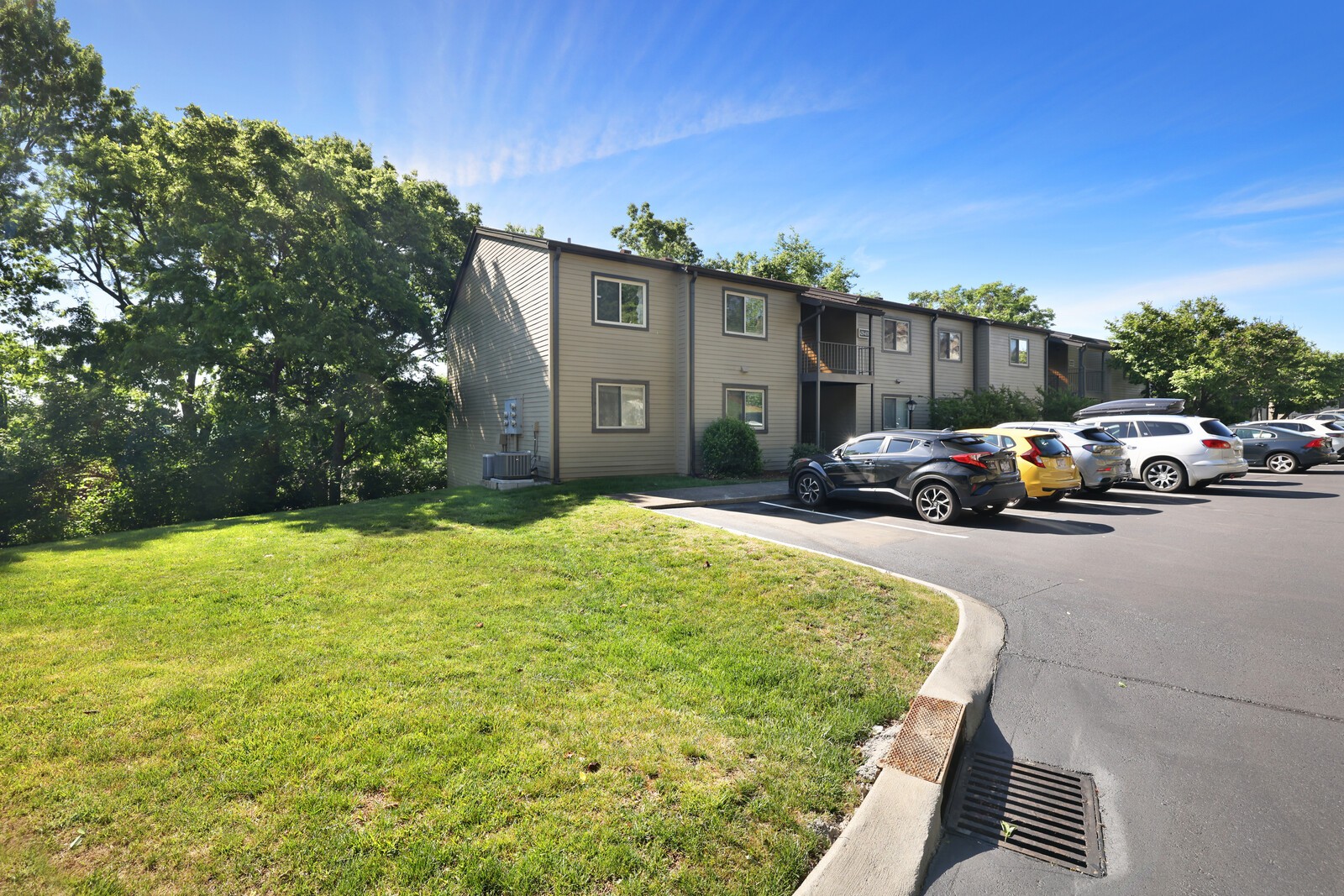 432 Summit Ridge Pl