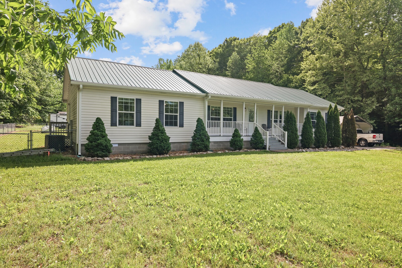 1637 Upper Standing Rock Rd