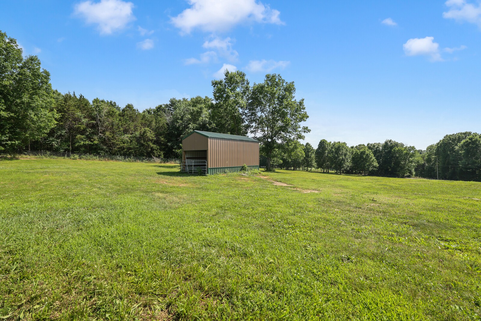 3755 Holmes Gap Rd