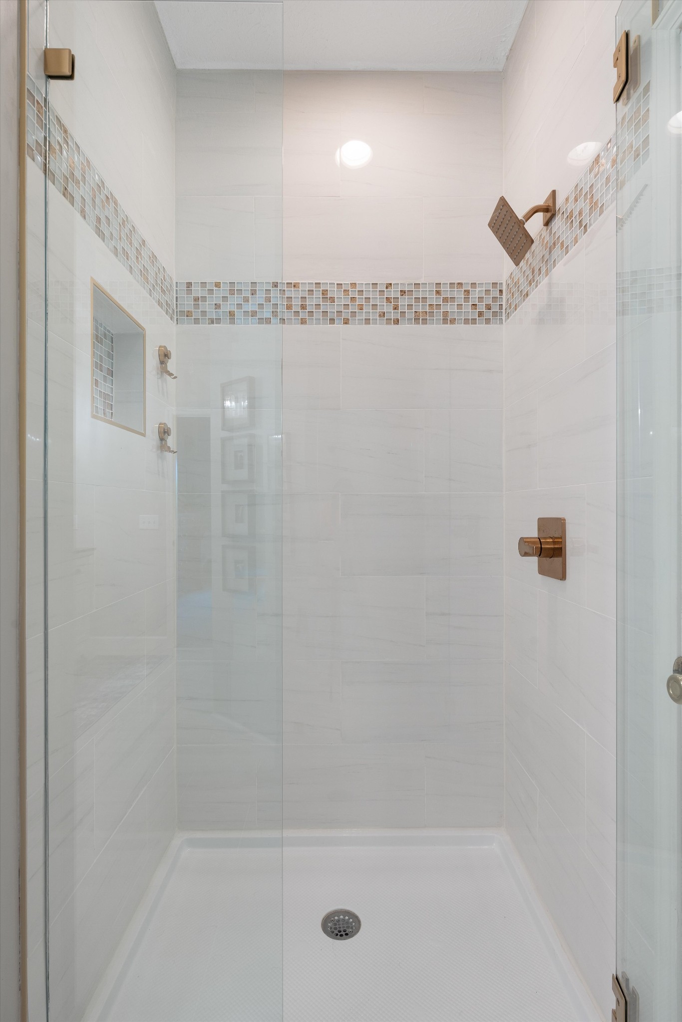 112 Spy Glass Way