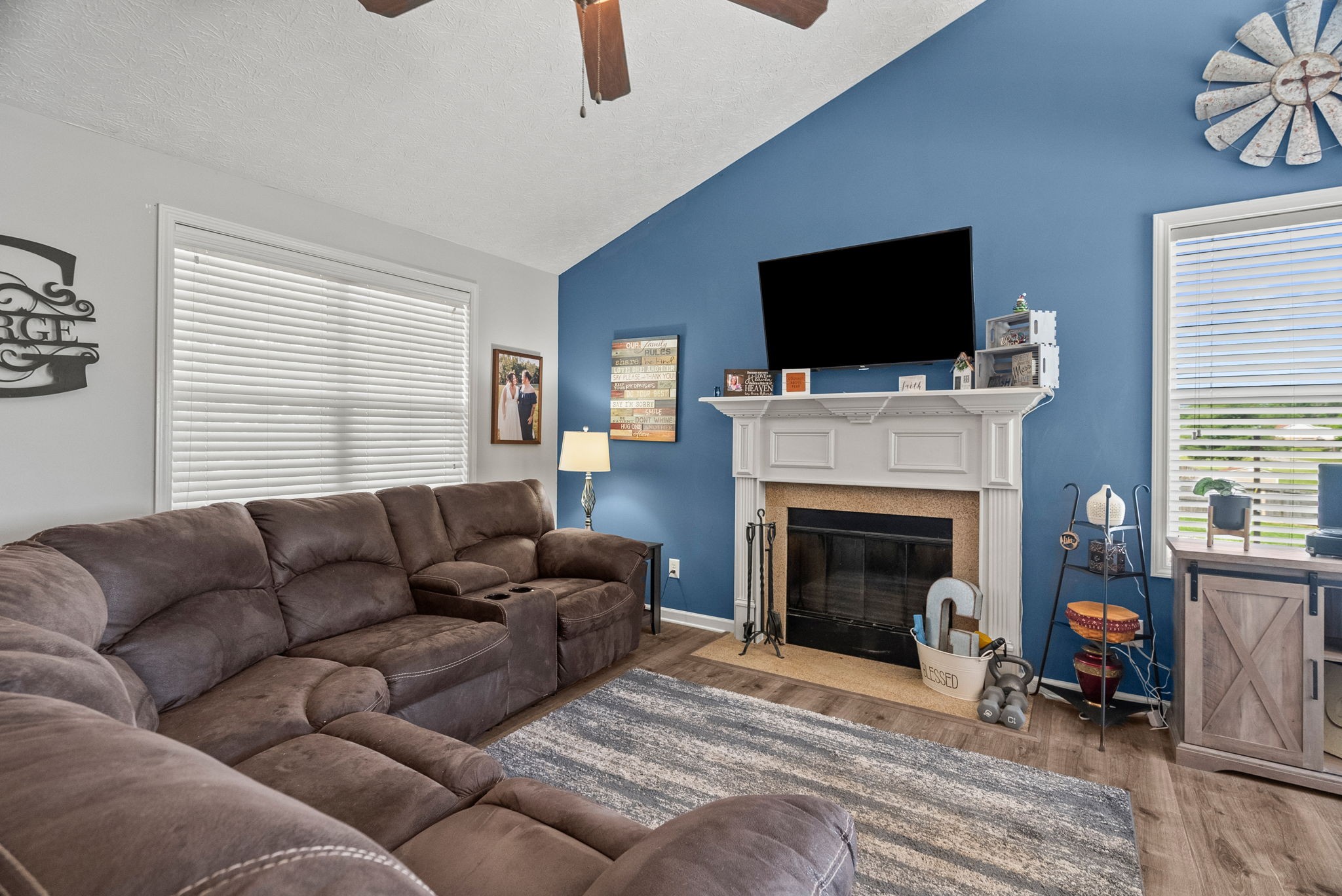 304 W Winterberry Trl