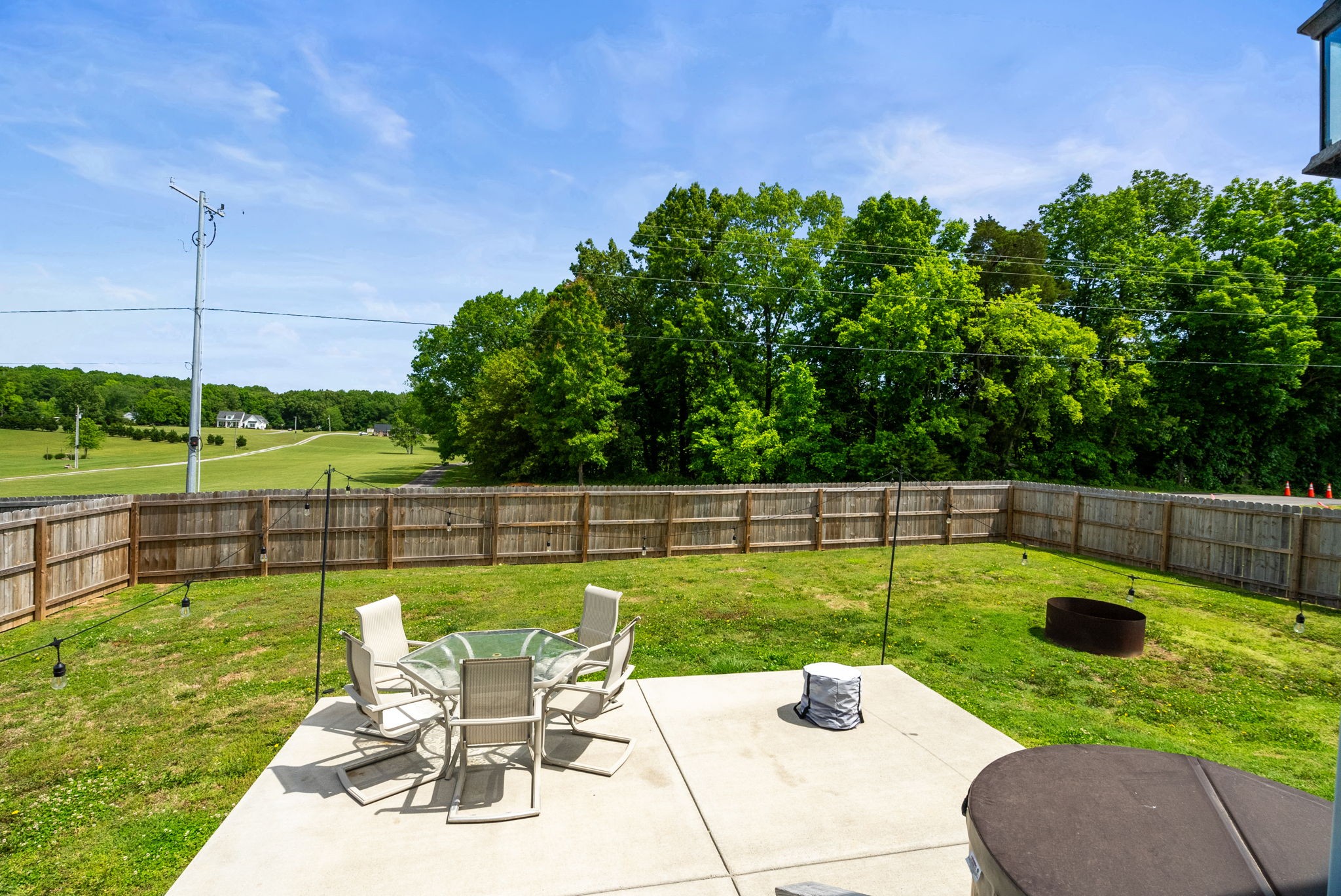 304 W Winterberry Trl