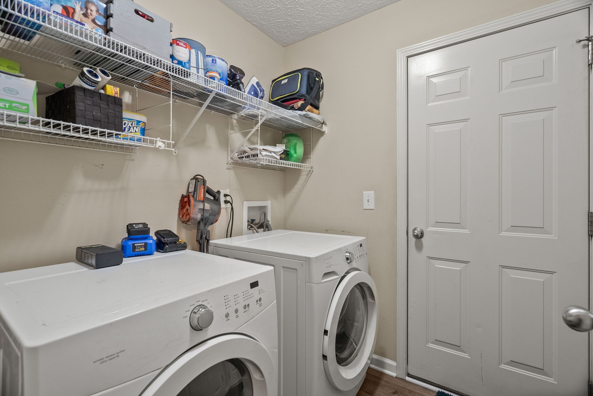 304 W Winterberry Trl