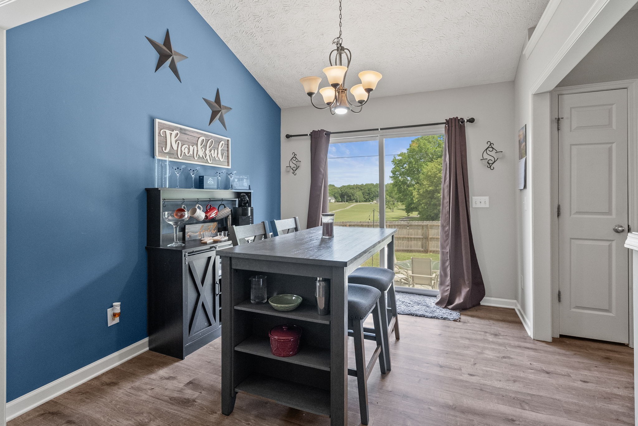 304 W Winterberry Trl