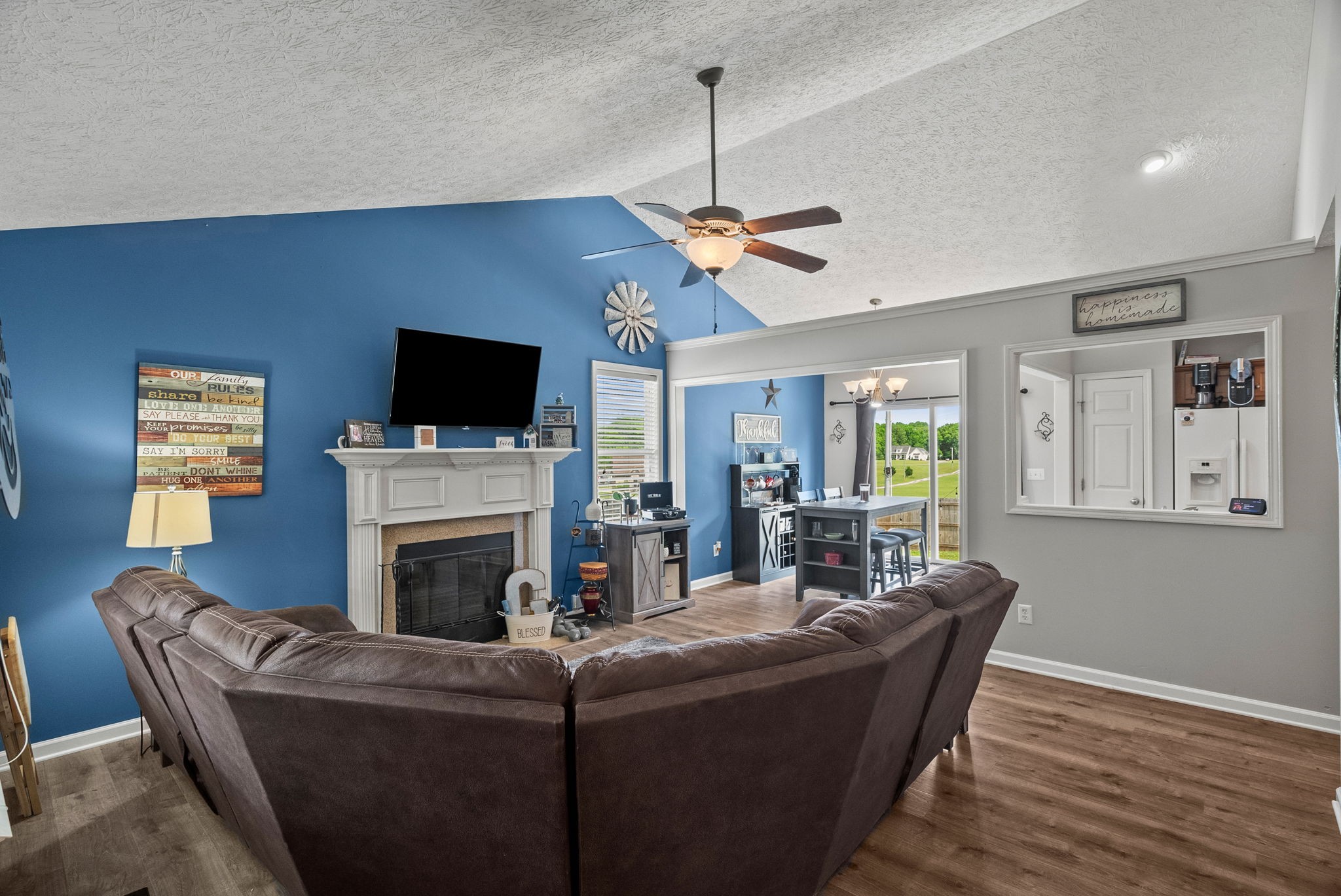 304 W Winterberry Trl