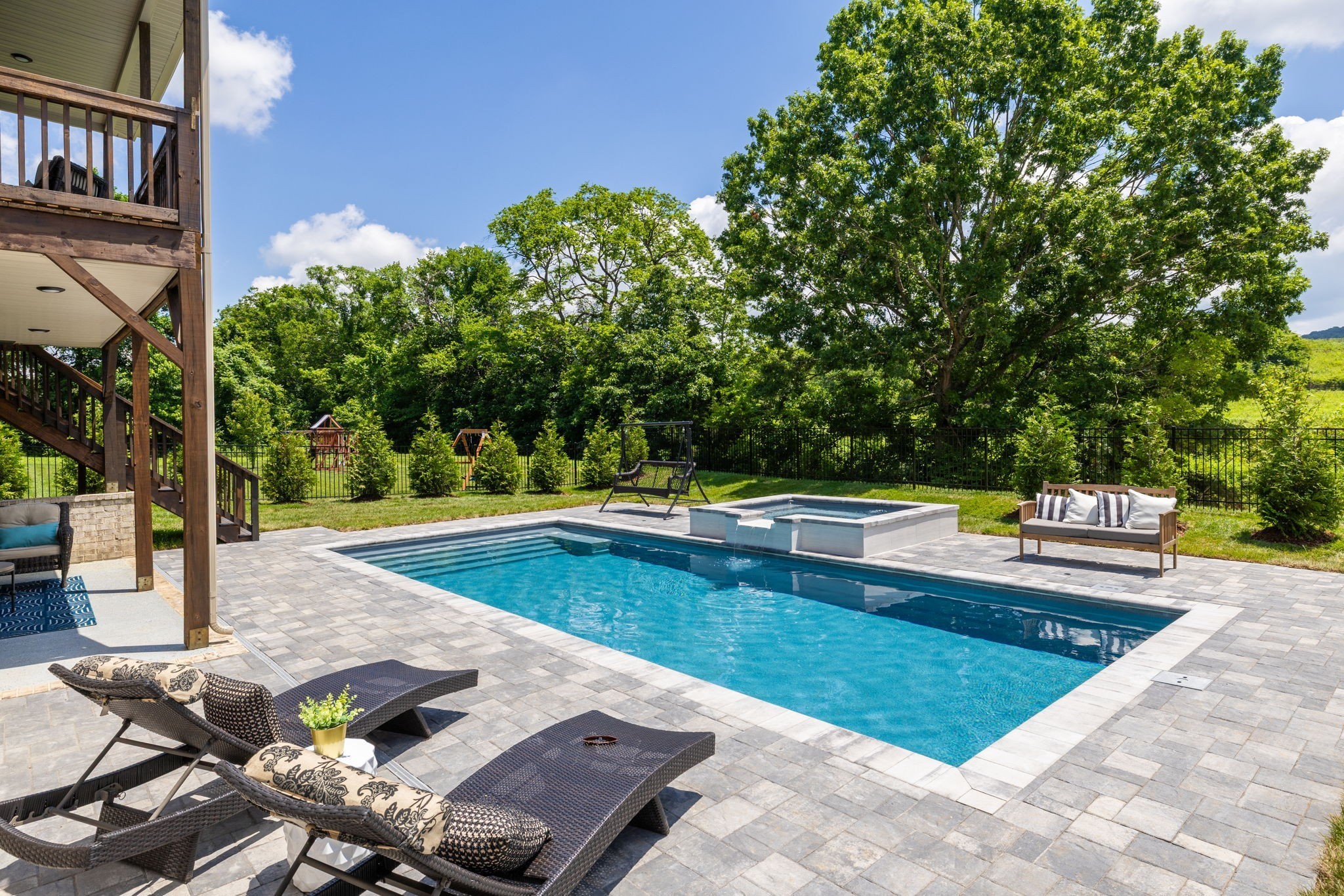 3544 Barnsley Ln