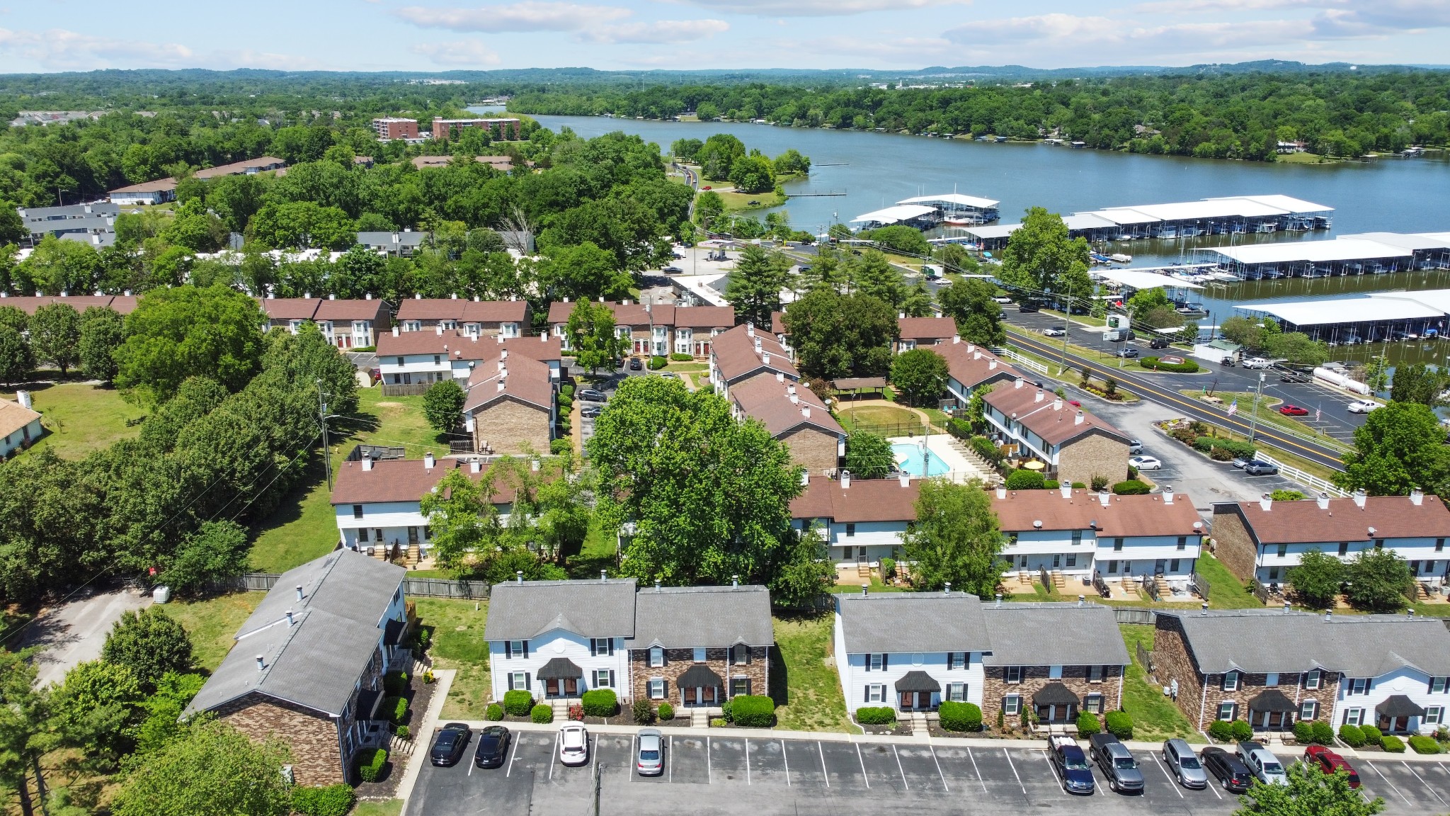 205 Edgewood Dr