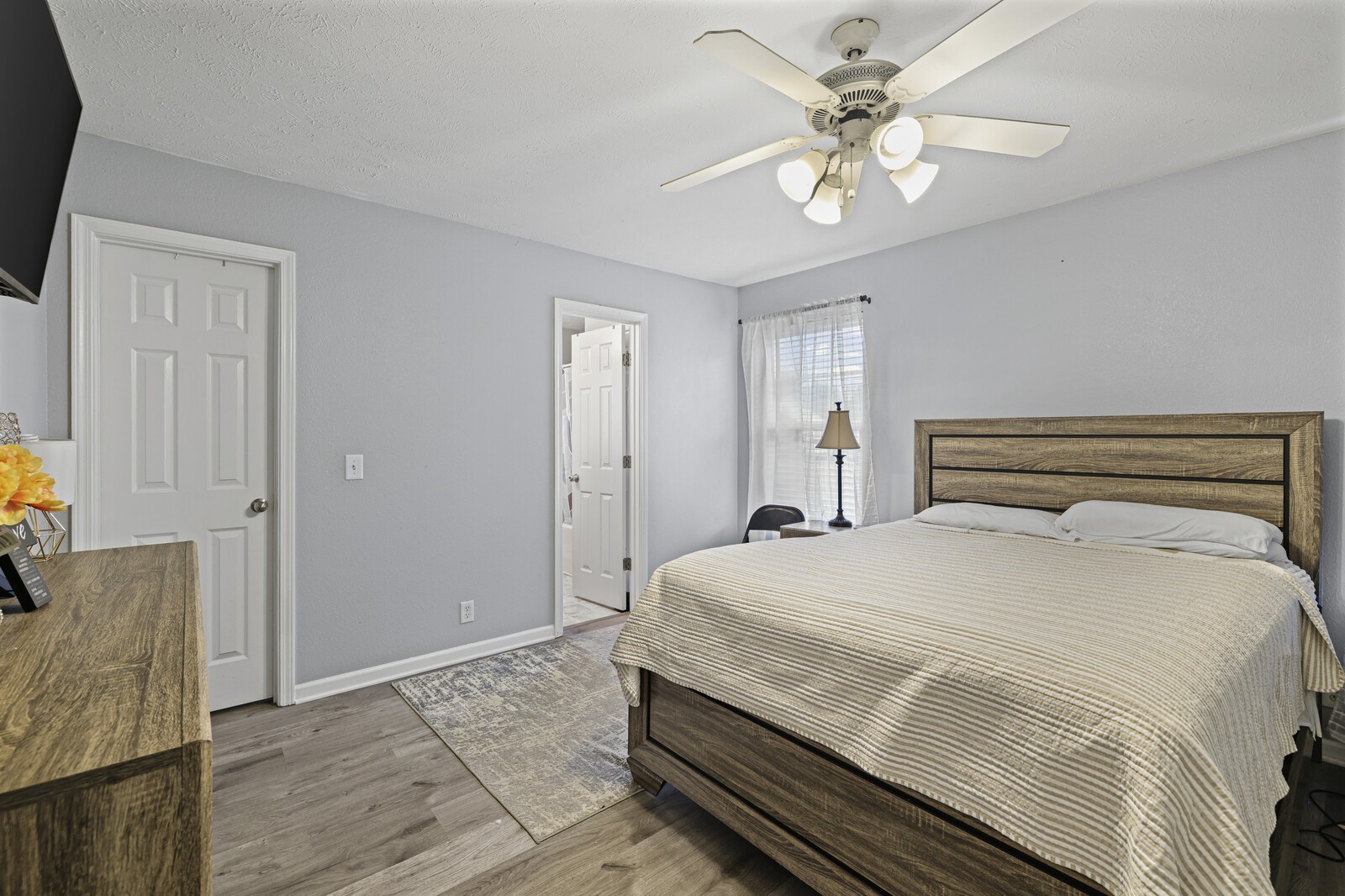 1500 Brookchase Ct