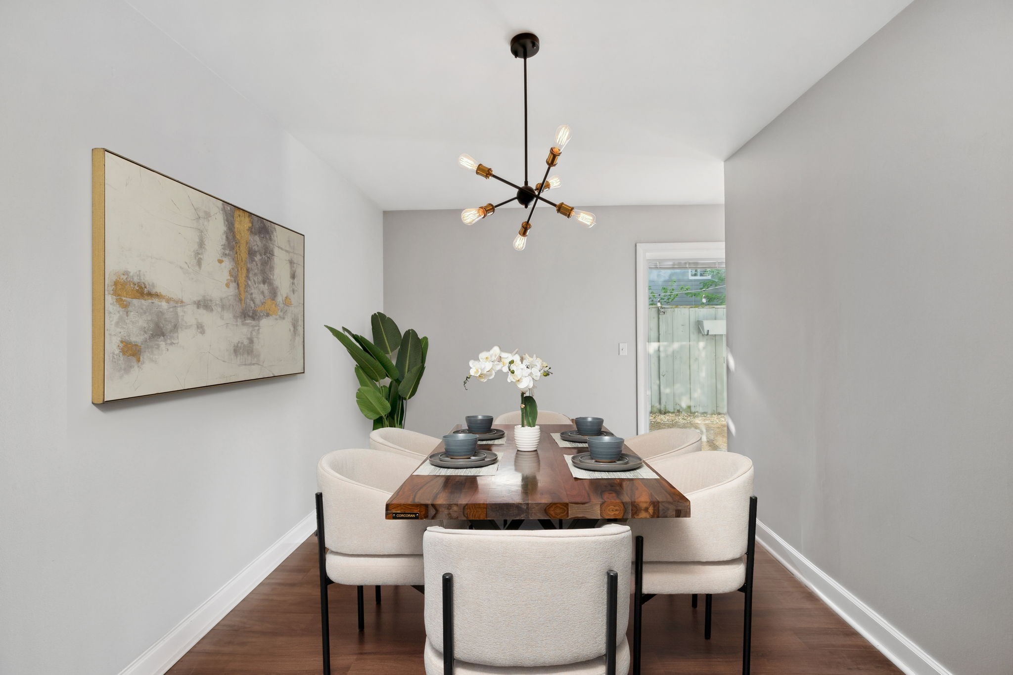 1900 Richard Jones Rd Unit: V10