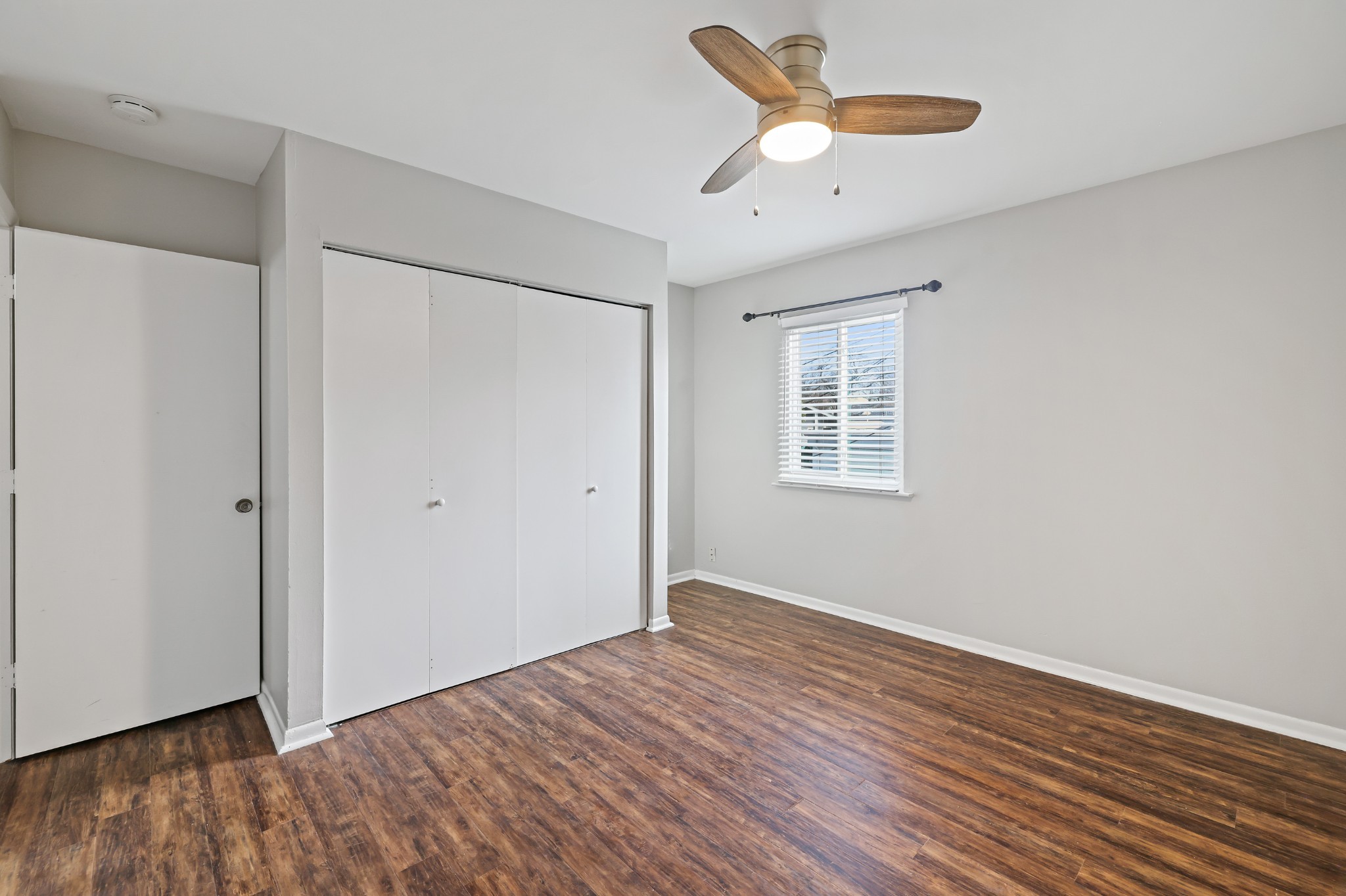 1900 Richard Jones Rd Unit: V10