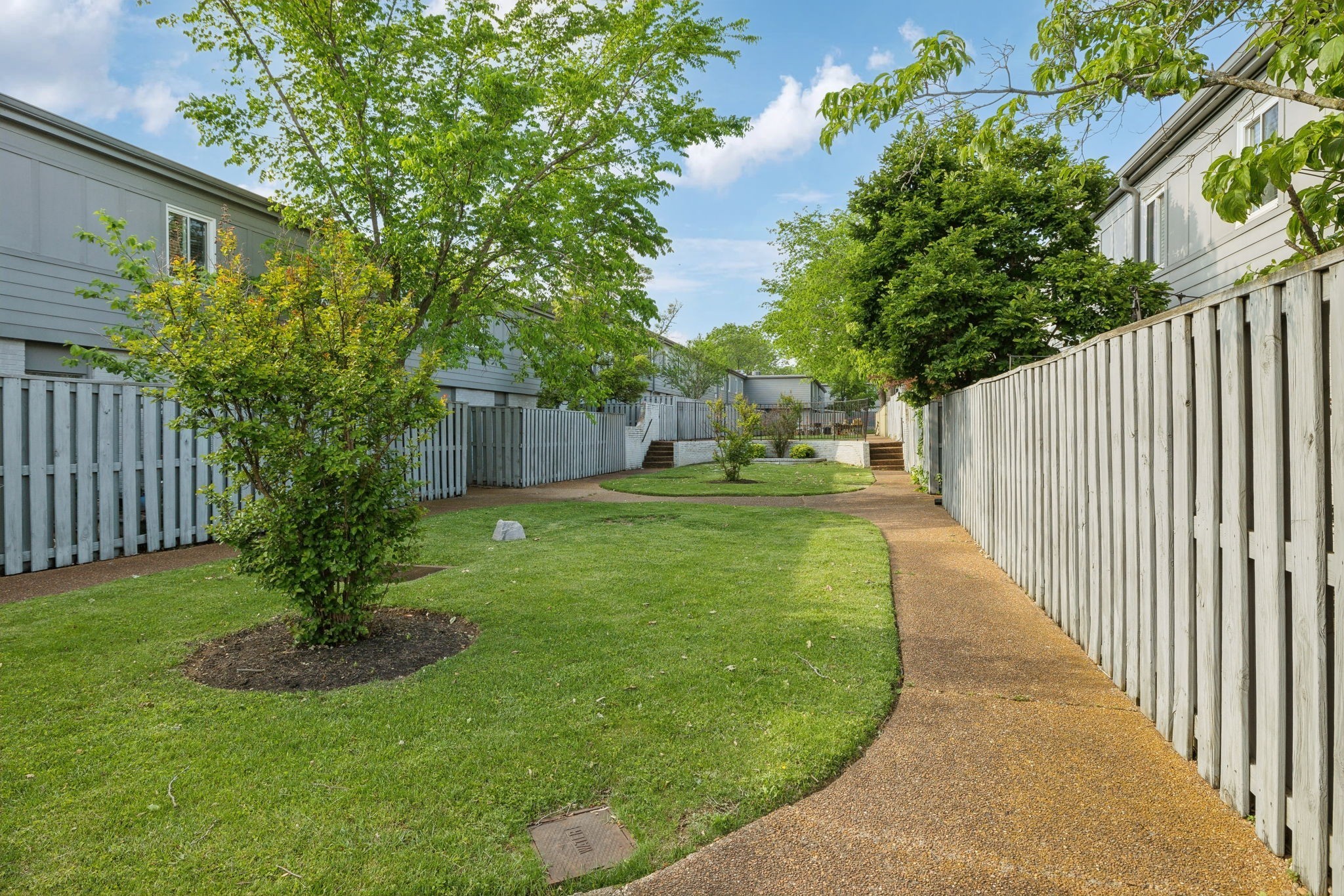 1900 Richard Jones Rd Unit: V10