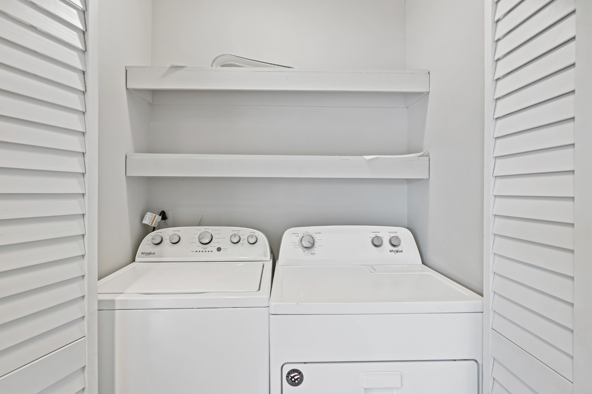 1900 Richard Jones Rd Unit: V10
