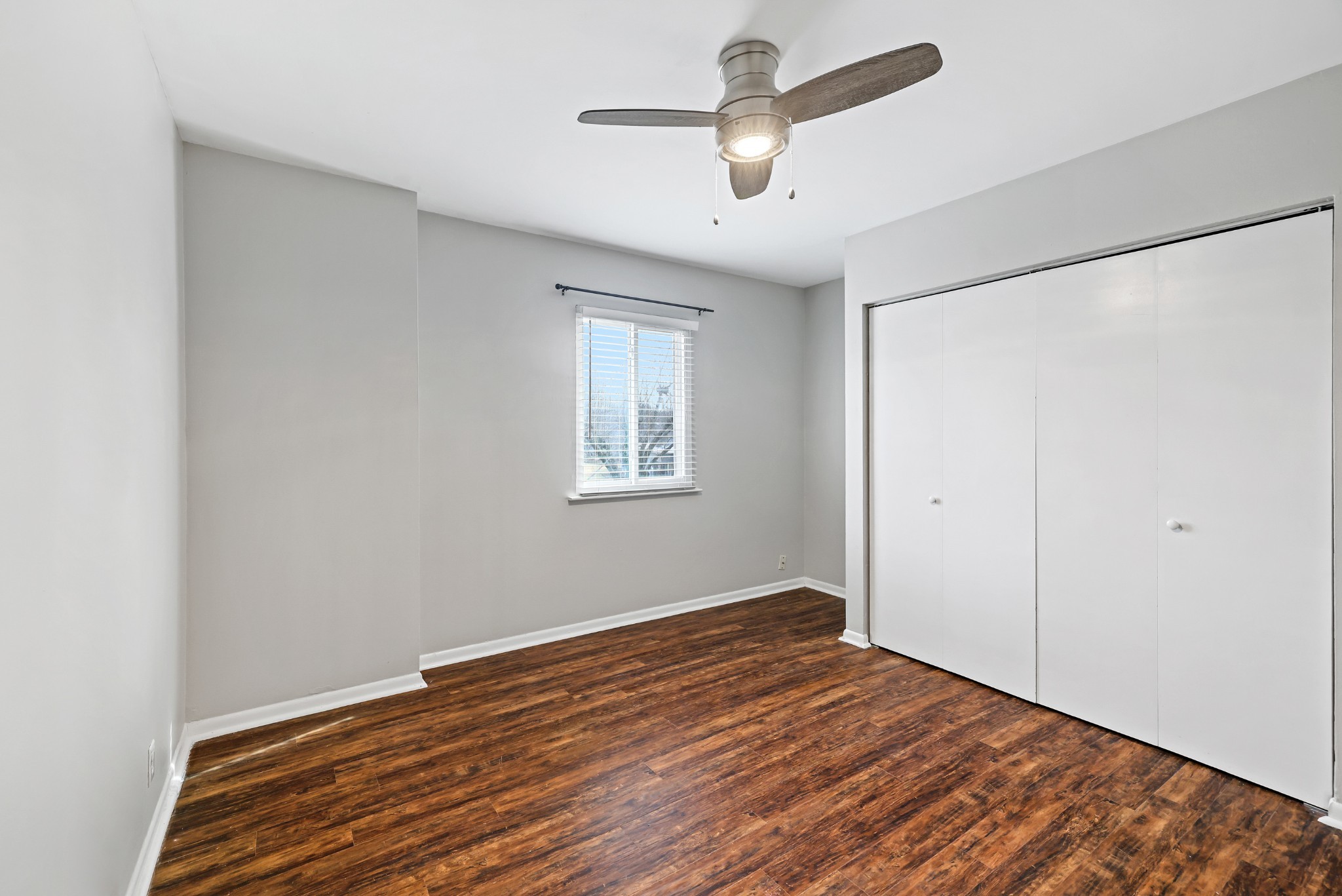 1900 Richard Jones Rd Unit: V10