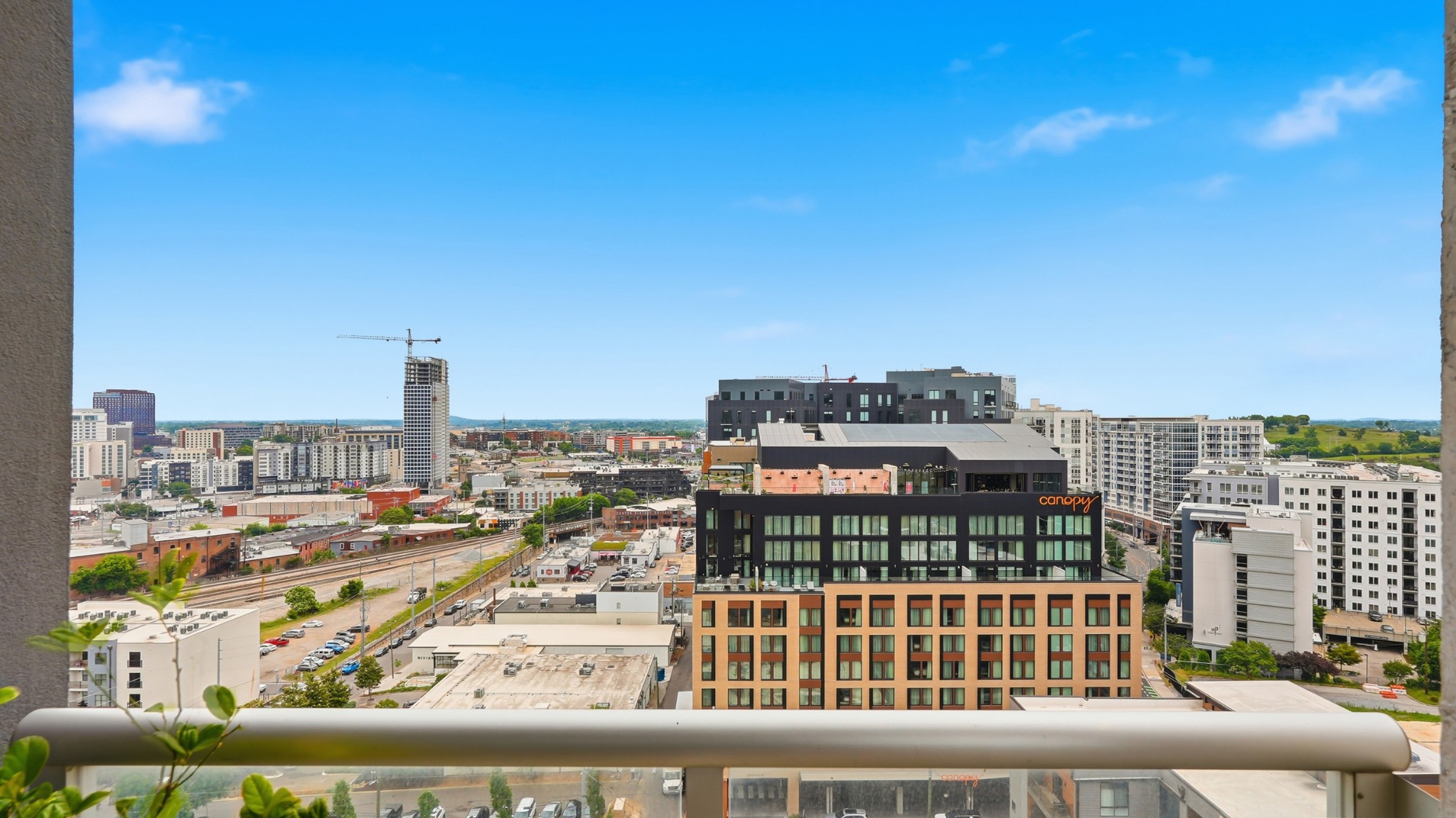 600 12th Ave, S Unit: 1714