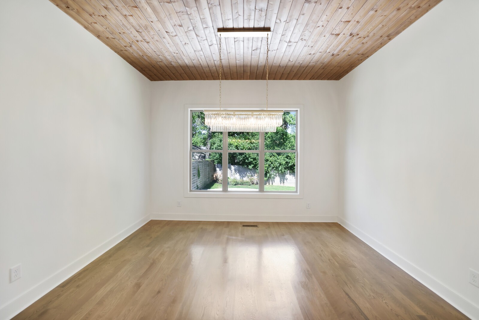 2120 Riverside Dr