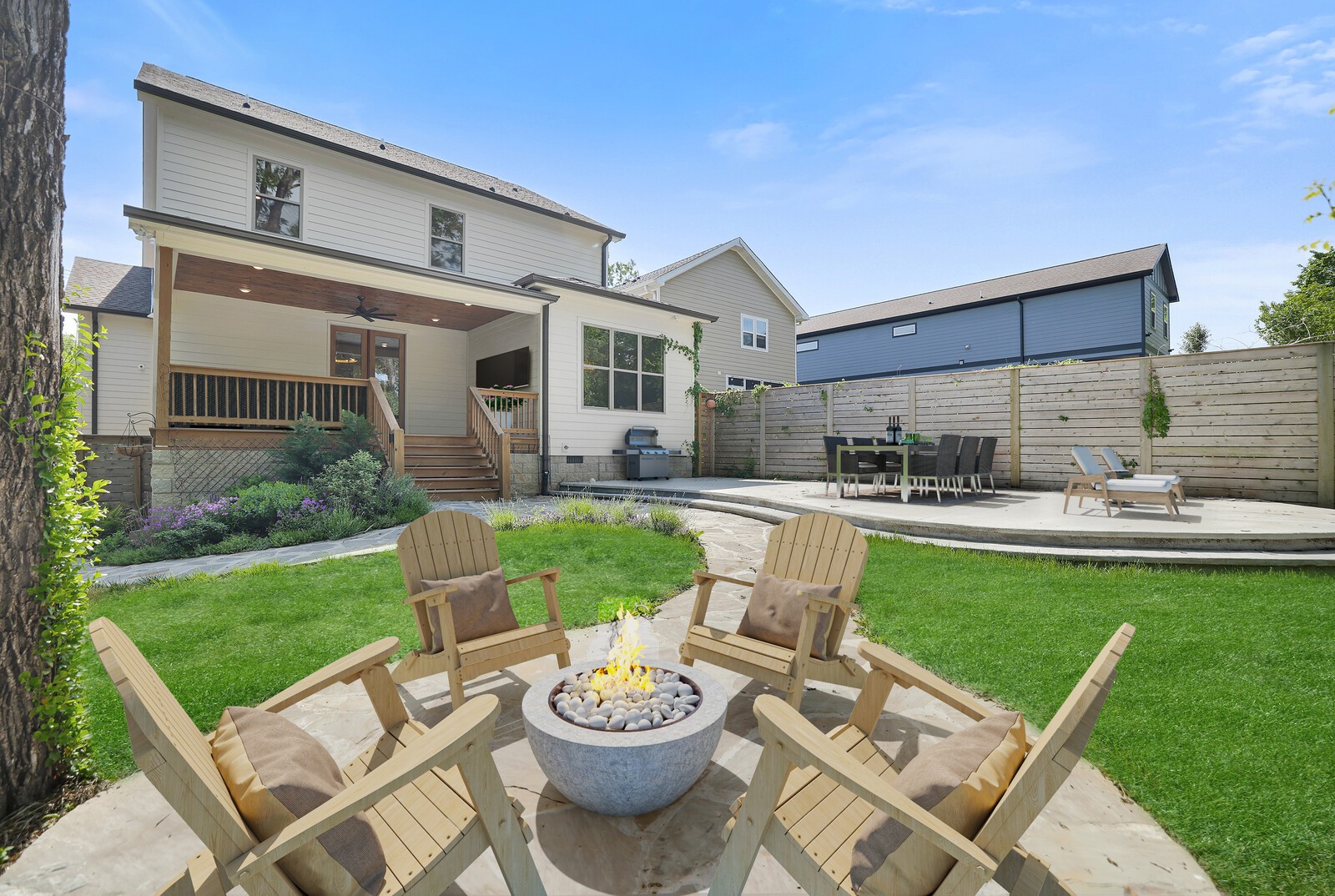 2120 Riverside Dr