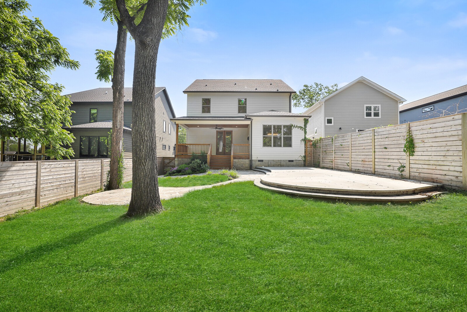 2120 Riverside Dr