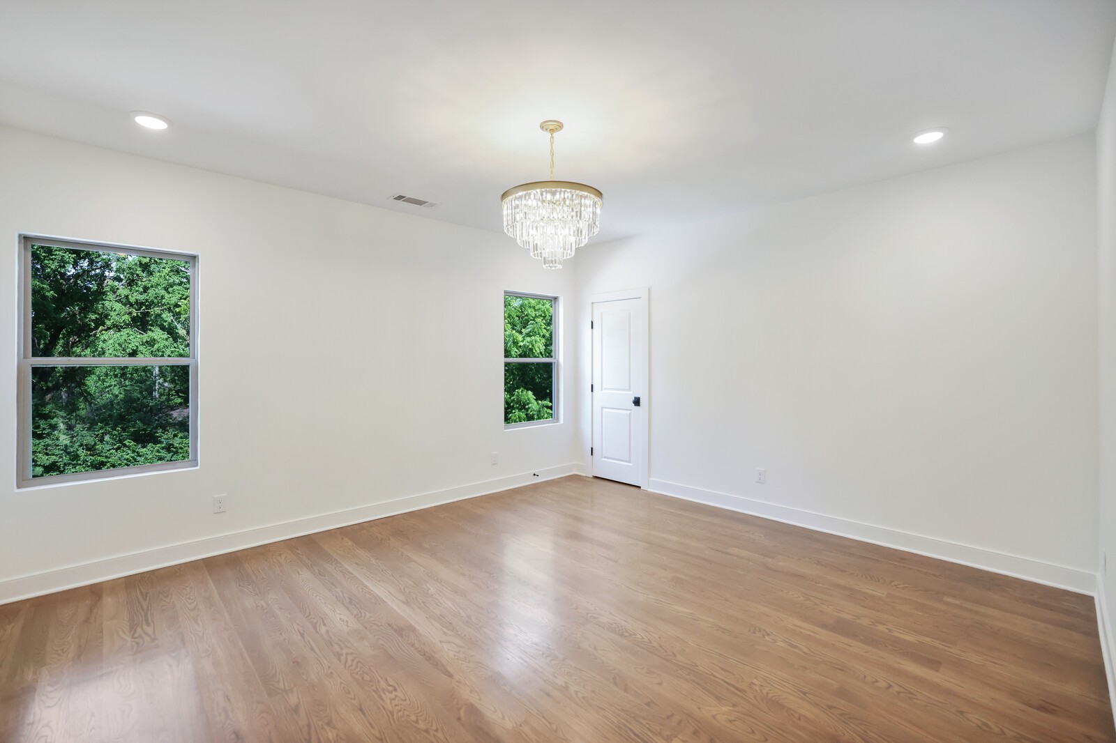 2120 Riverside Dr