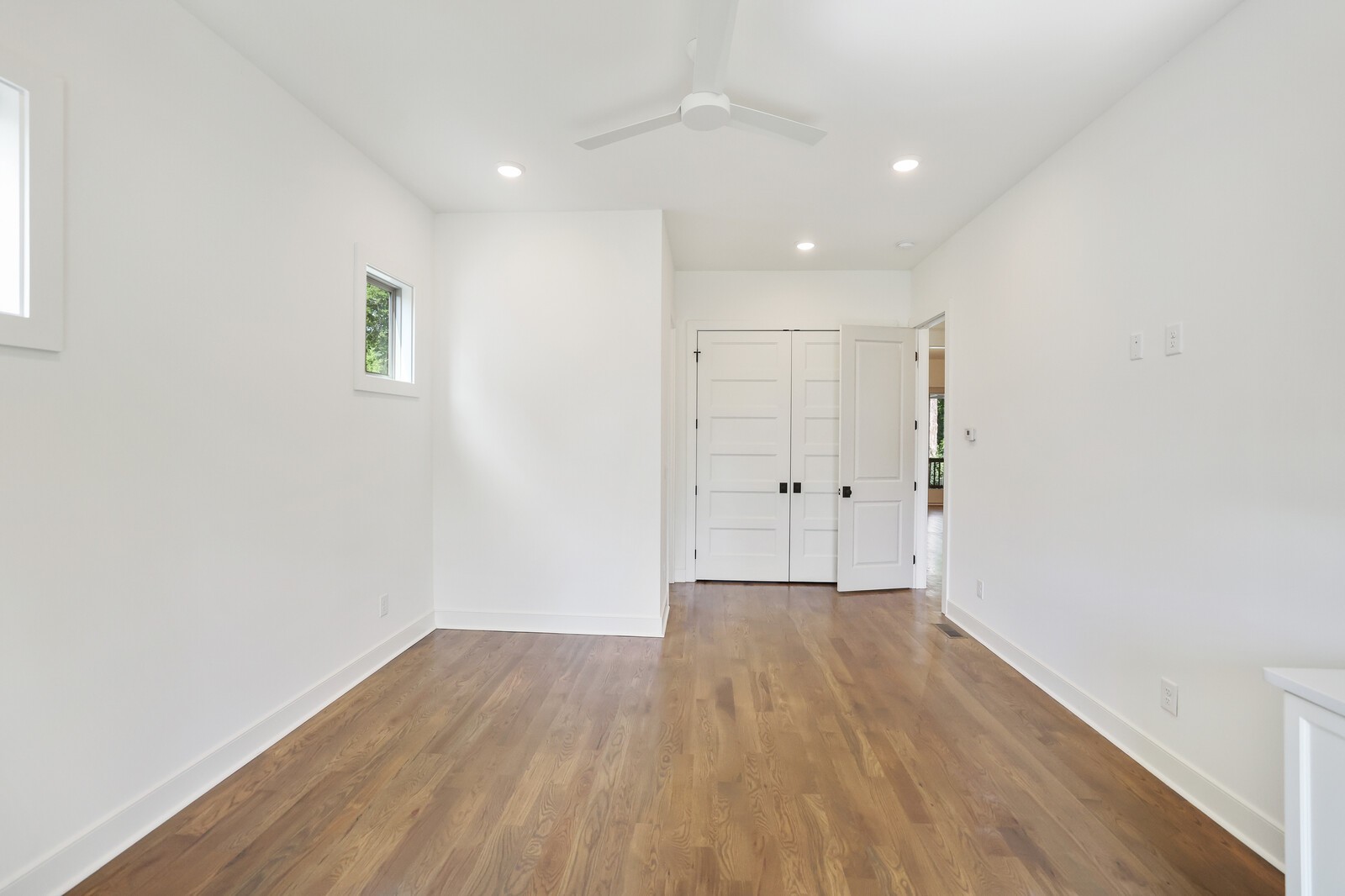 2120 Riverside Dr