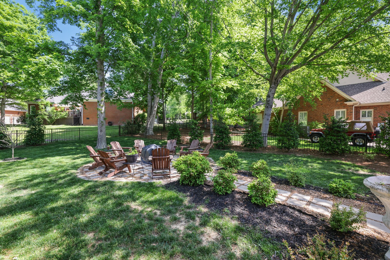 94 Hidden Way Ct