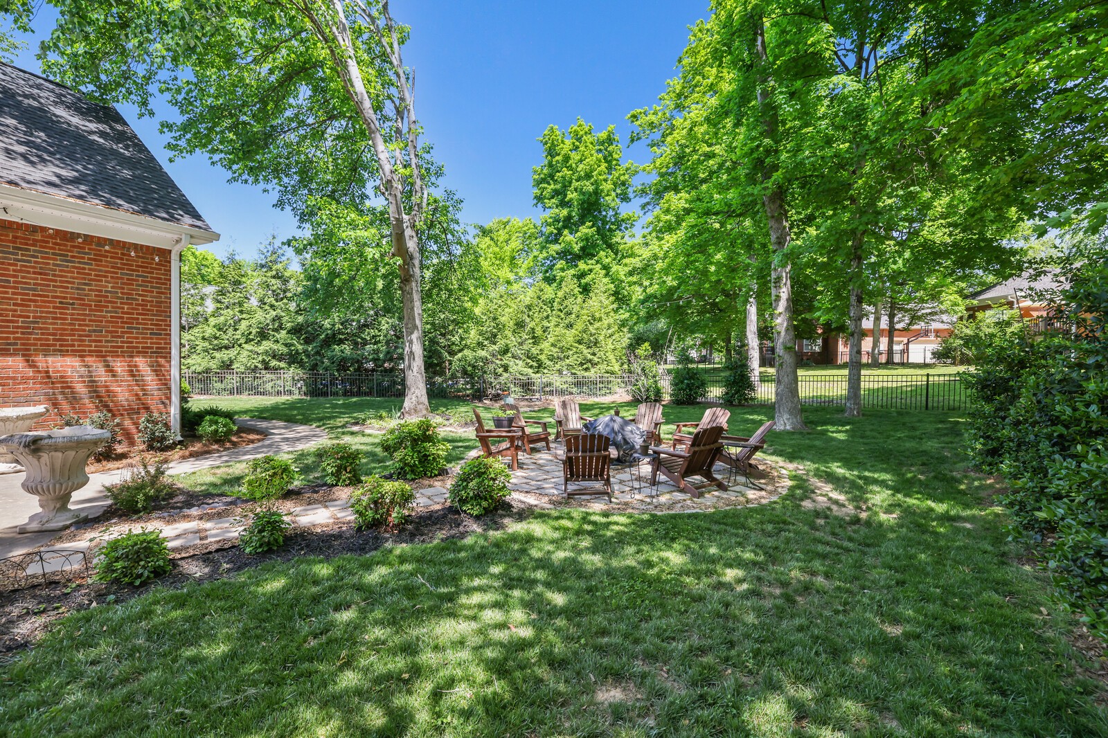 94 Hidden Way Ct