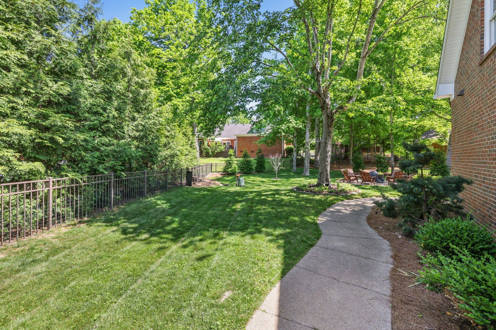94 Hidden Way Ct