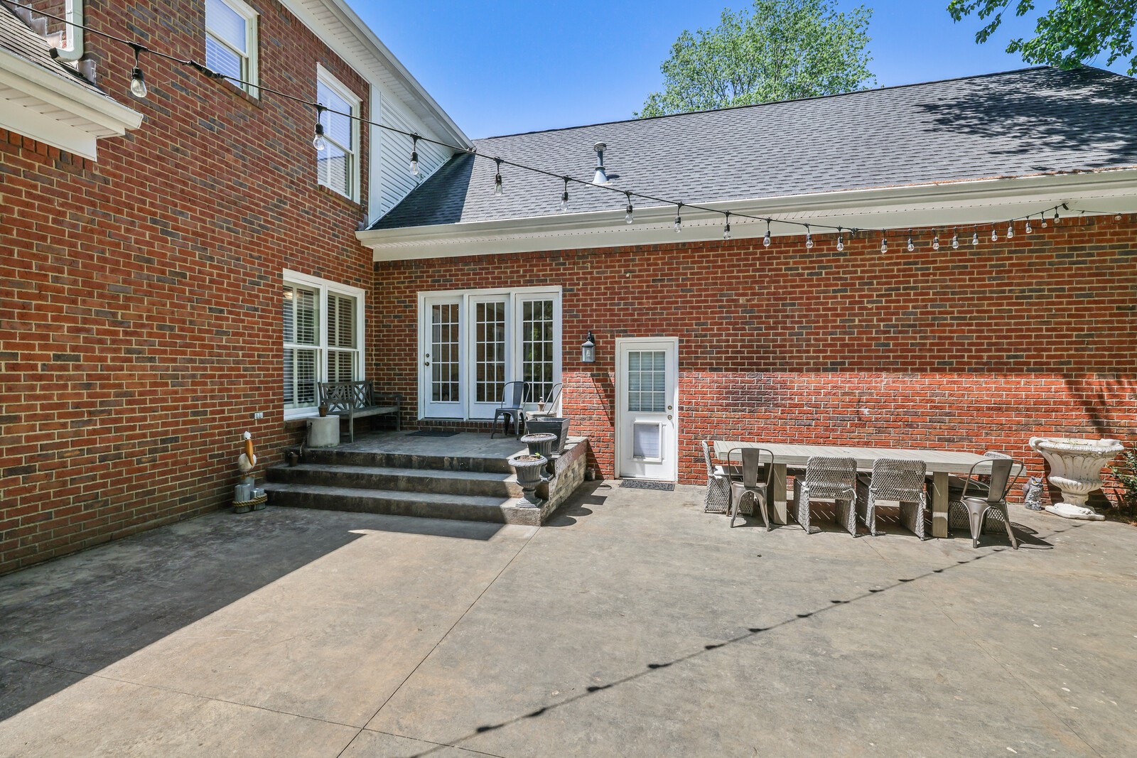 94 Hidden Way Ct