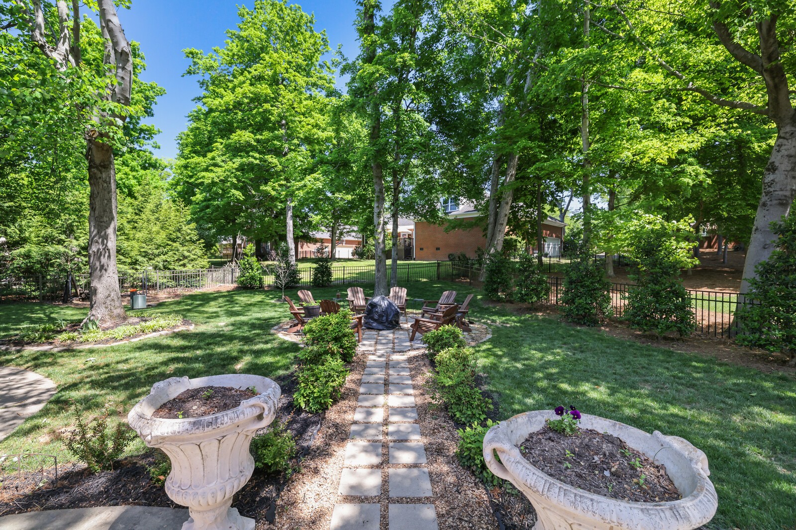 94 Hidden Way Ct