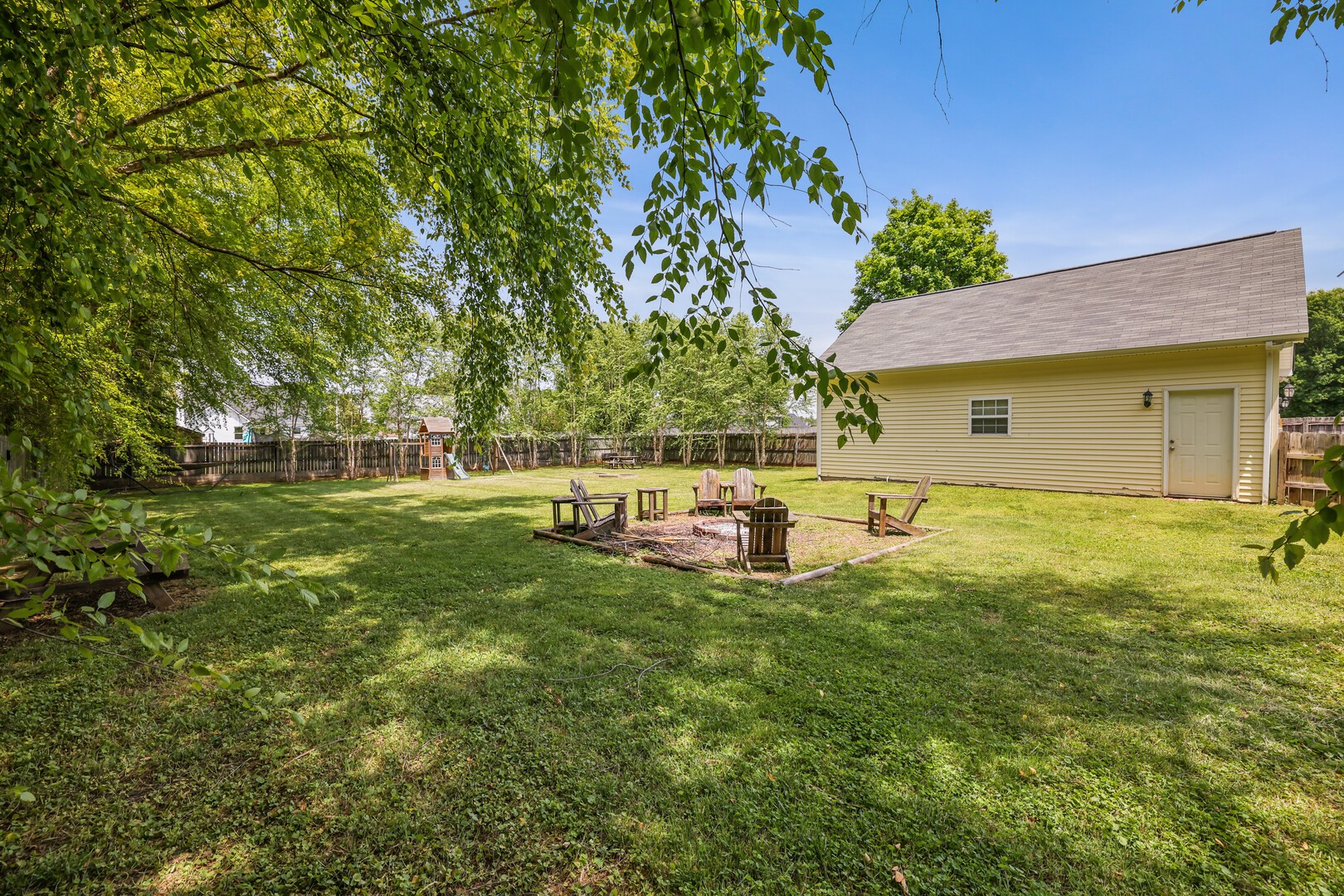136 Fall Creek Dr