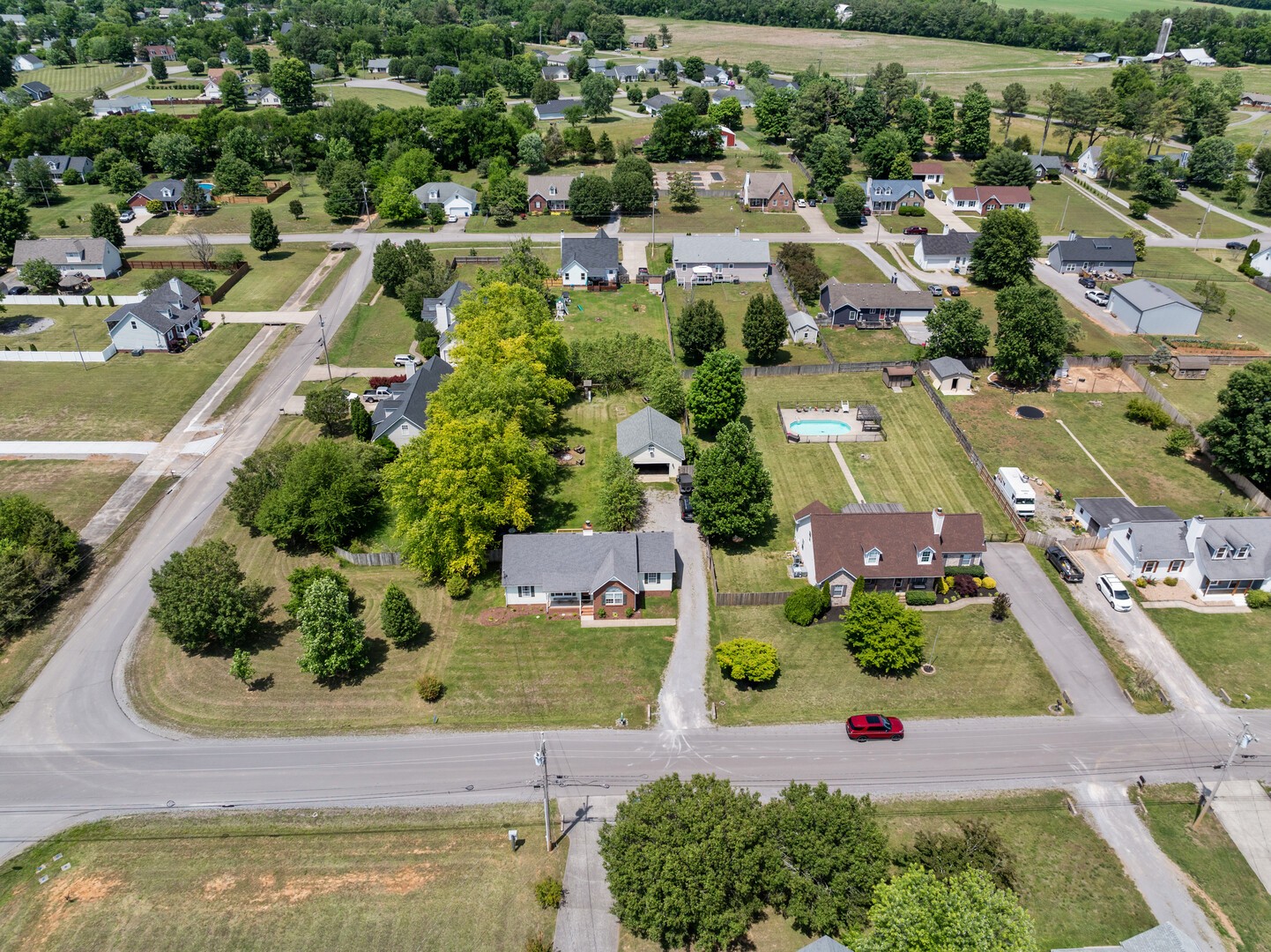 136 Fall Creek Dr