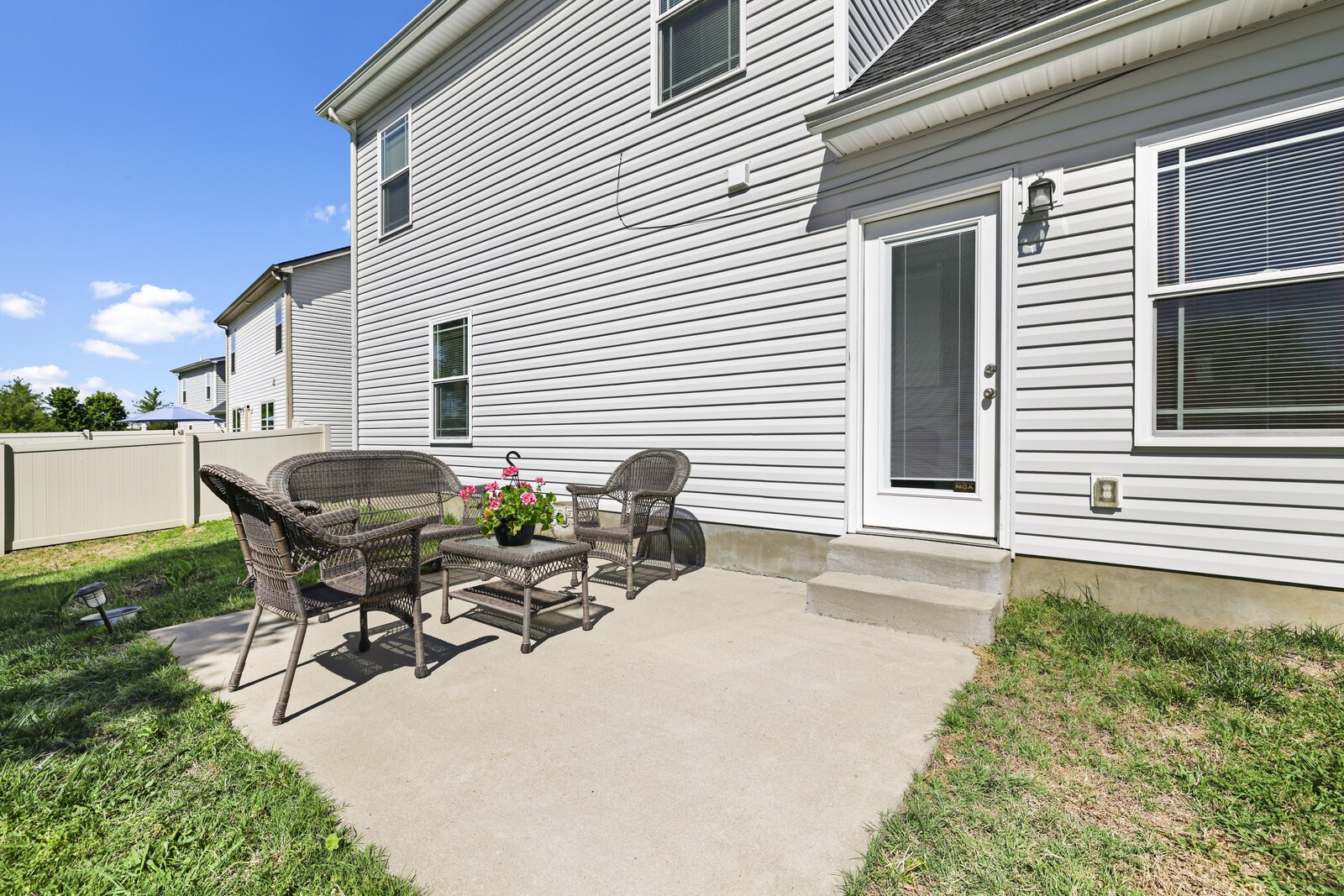 320 Providence Dr