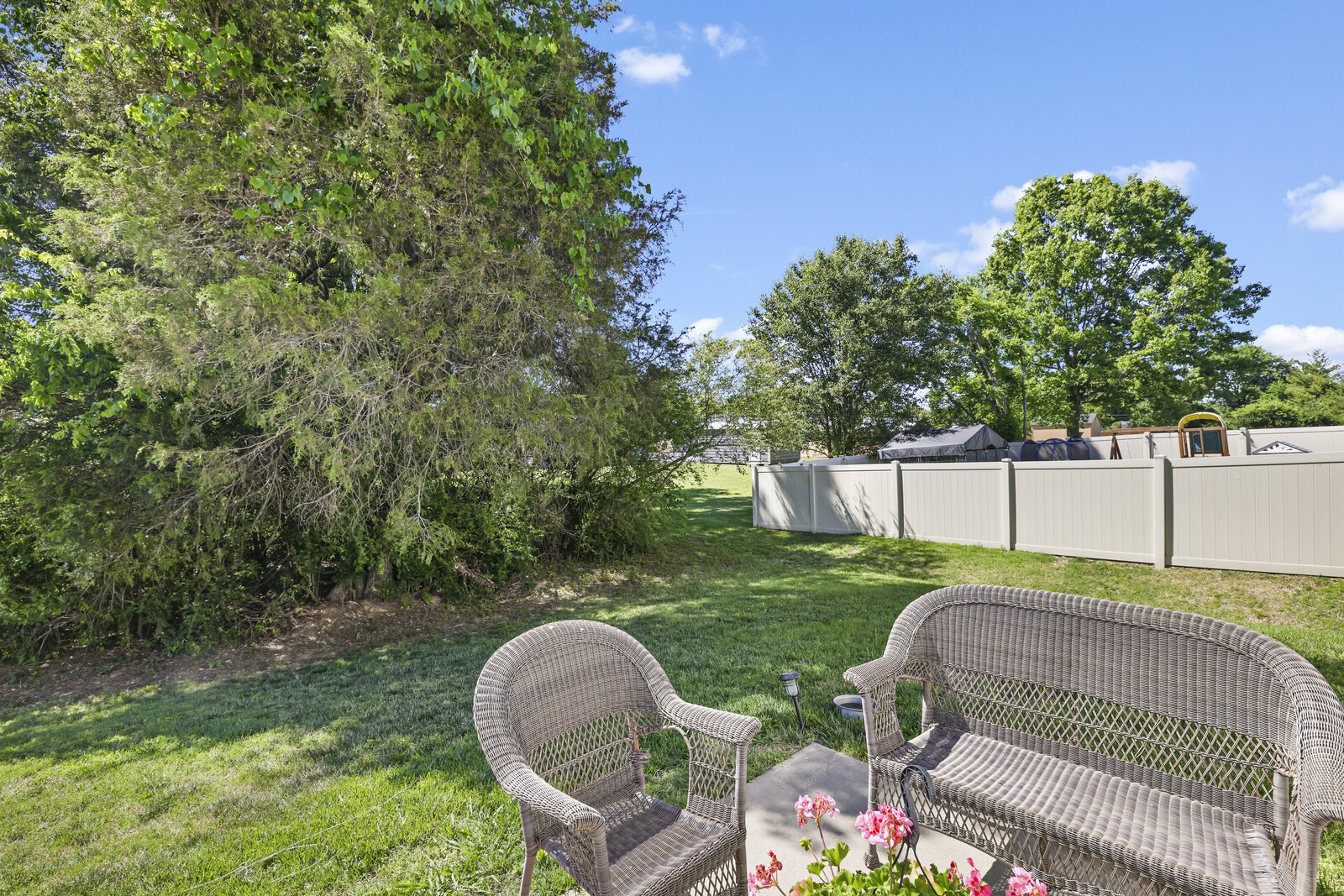 320 Providence Dr