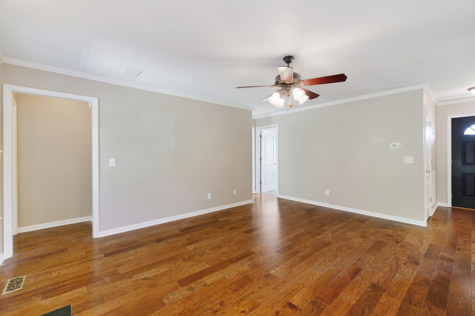 323 Winter Way