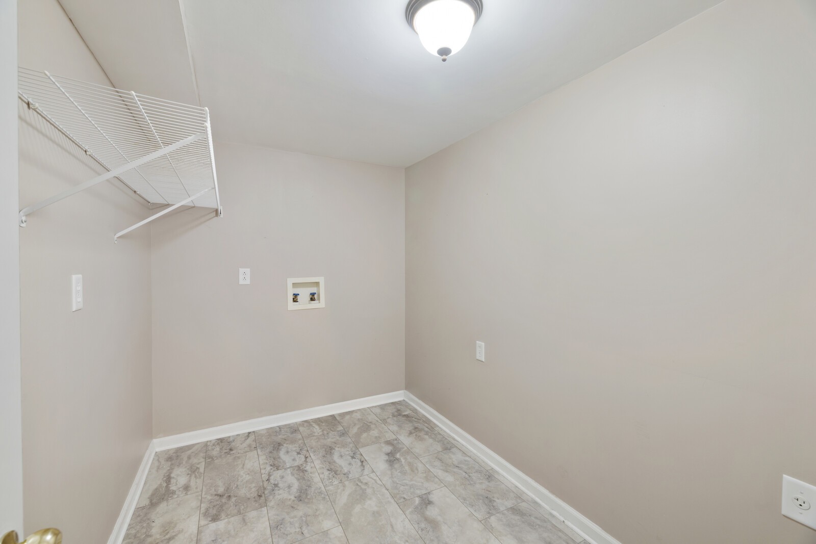 323 Winter Way
