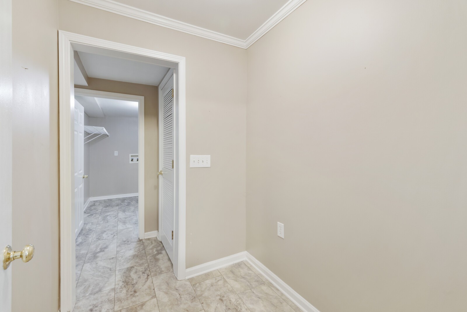 323 Winter Way