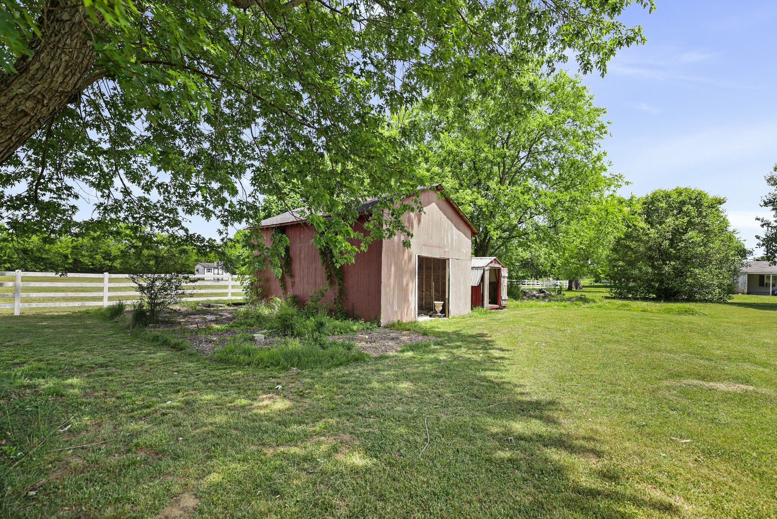 235 Vance Ln